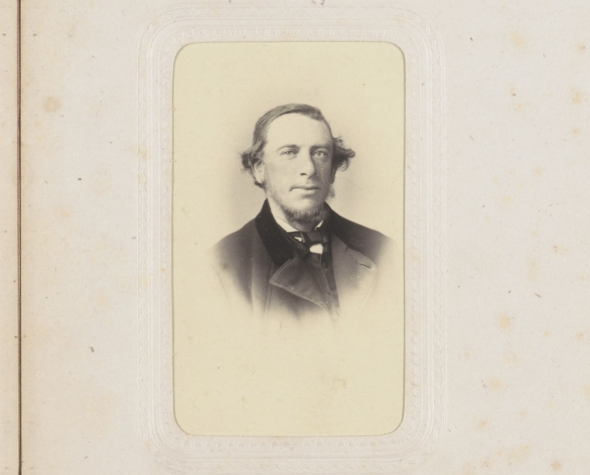 Portret van een man, aangeduid als P. Smit by A. Böeseken