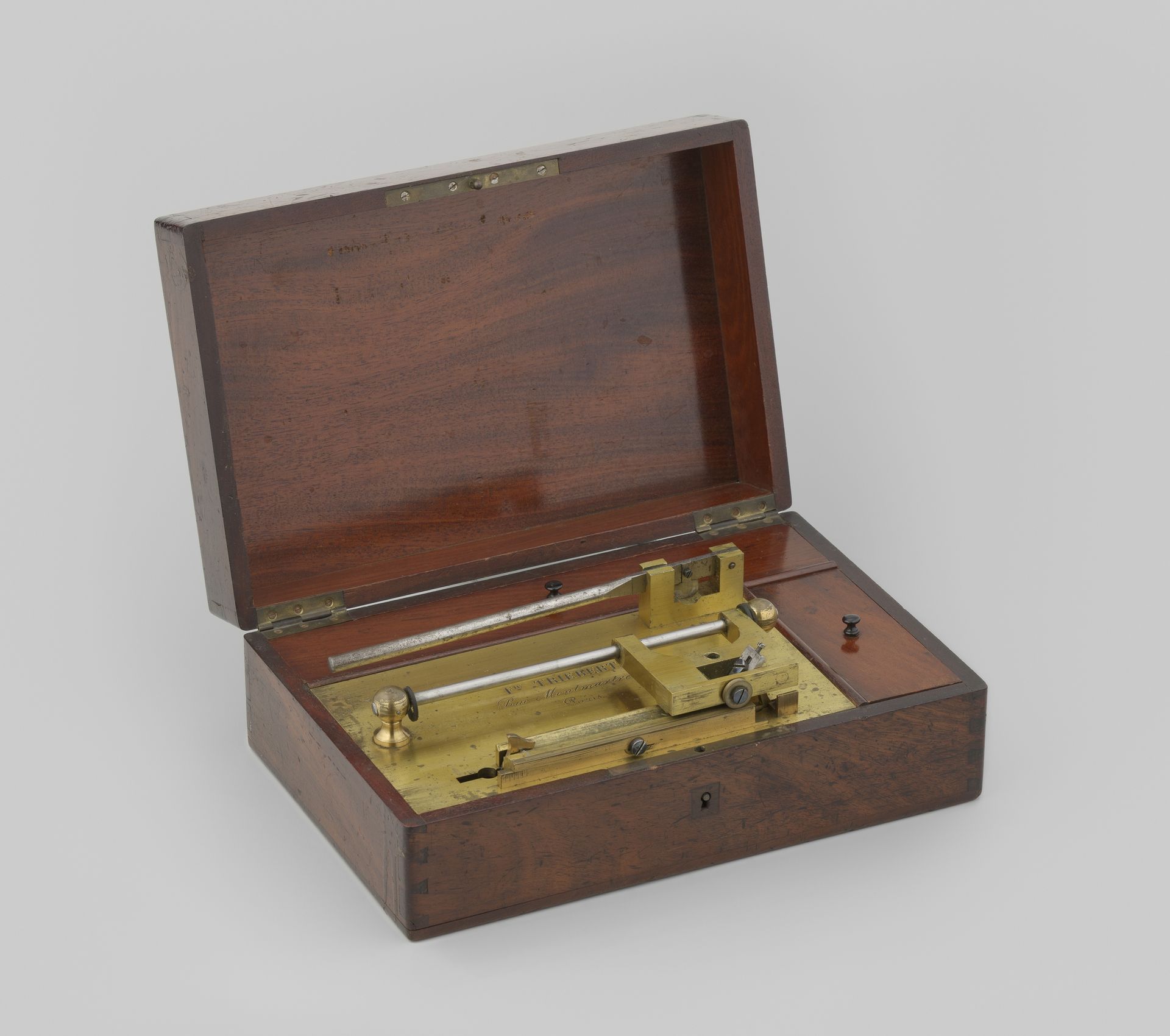 Reed Gouging Machine by Guillaume Triébert