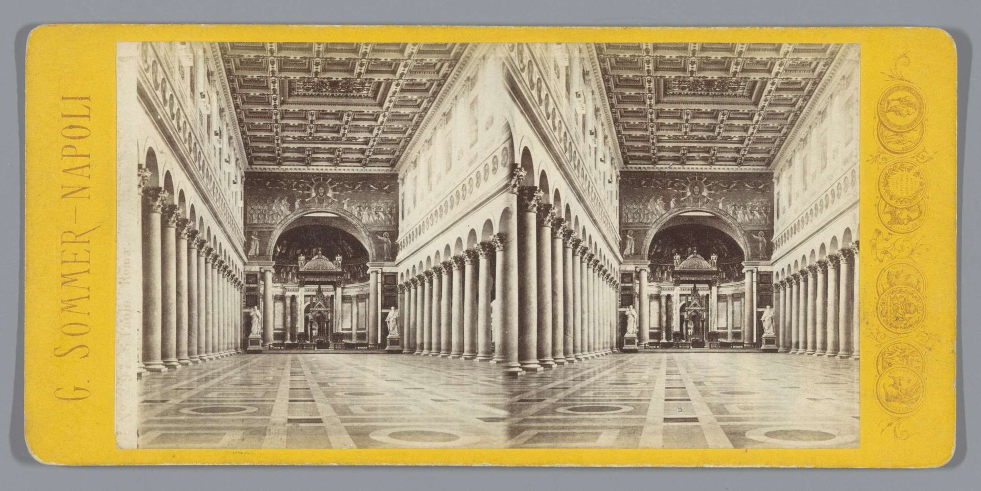 Interieur van de Sint-Paulus buiten de Muren in Rome by Giorgio Sommer