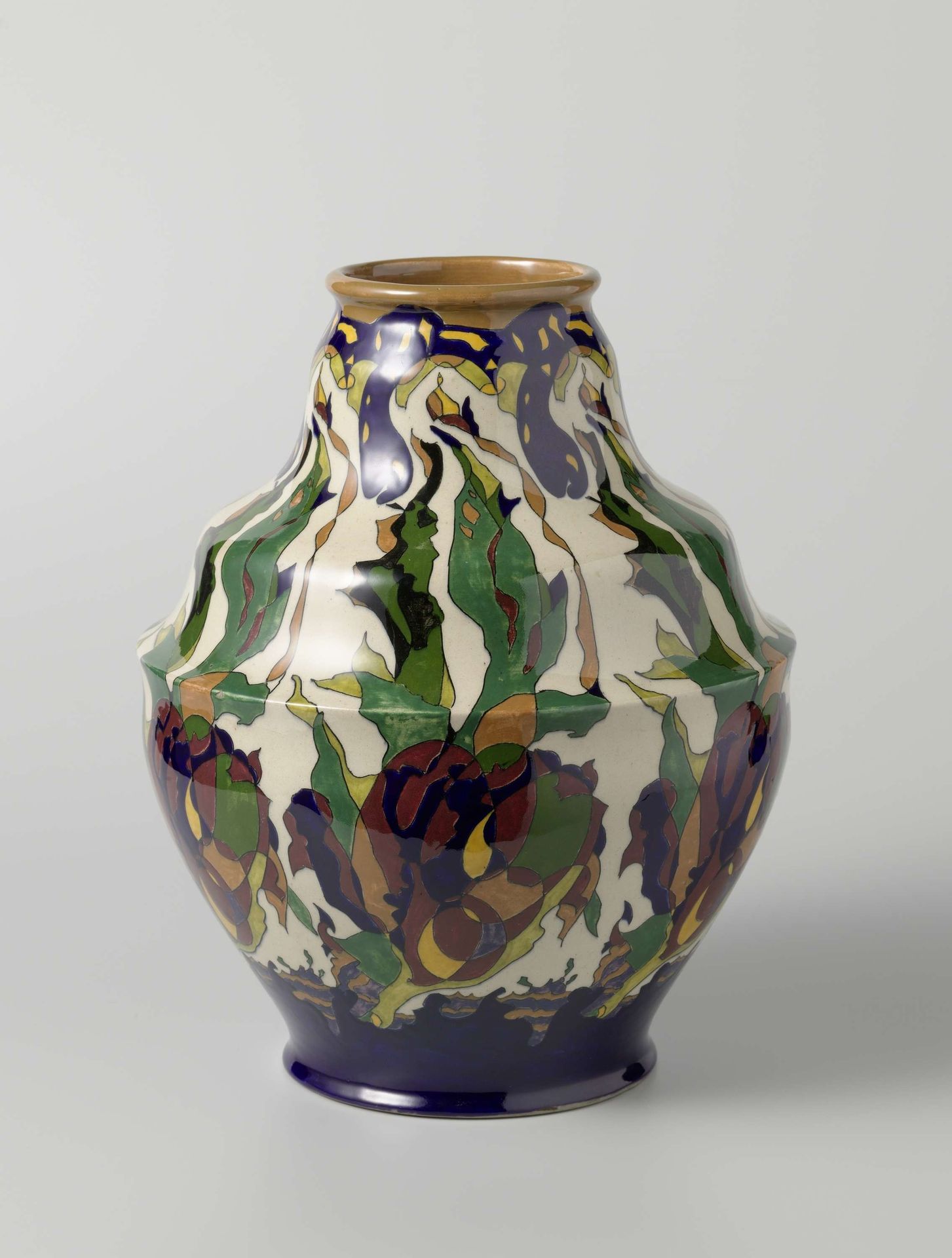 Vaas van aardewerk, polychroom beschilderd met het decor Tulpen by Theo Colenbrander