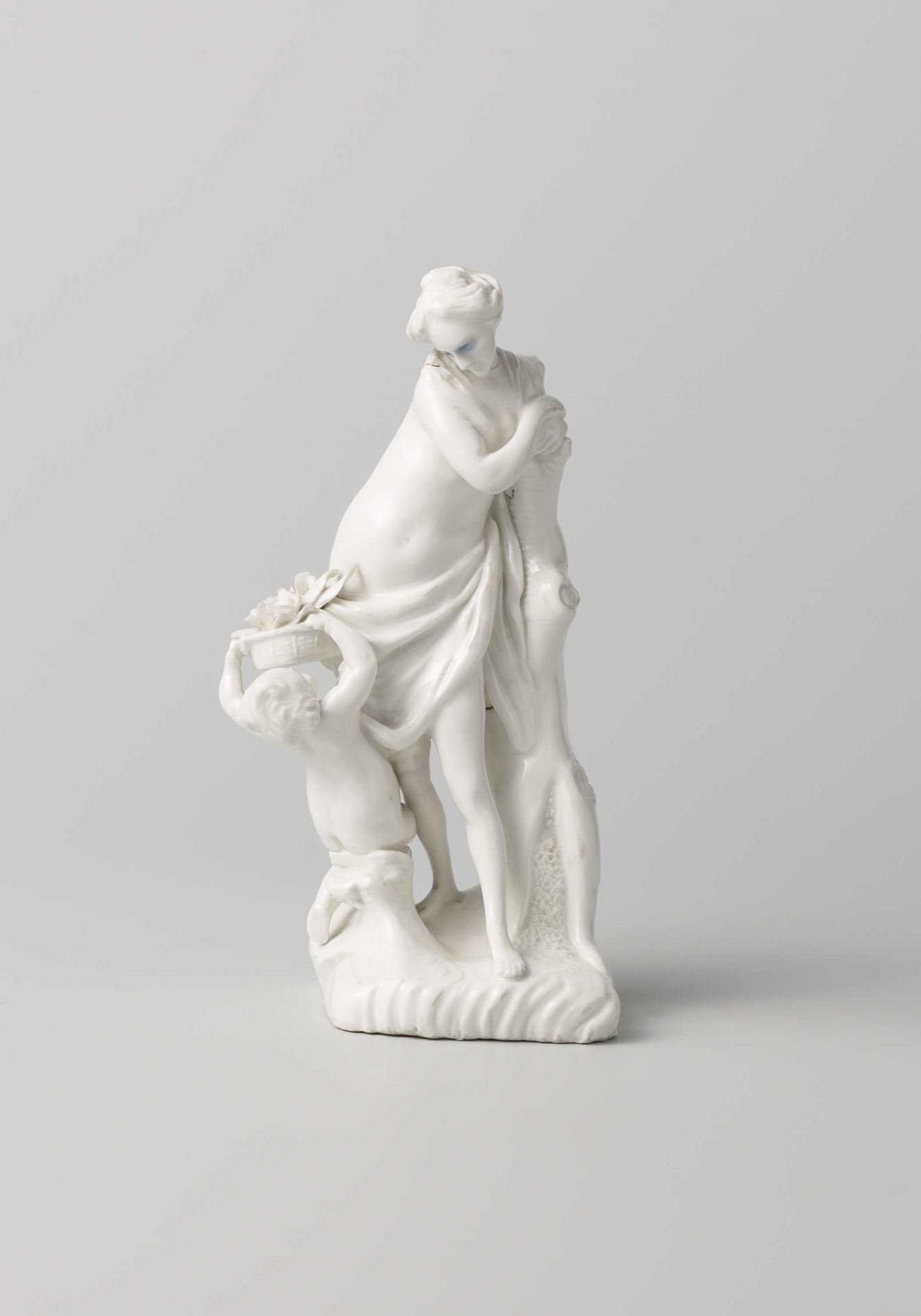 De Lente, uit een serie van de Vier Jaargetijden by Weesper porseleinfabriek