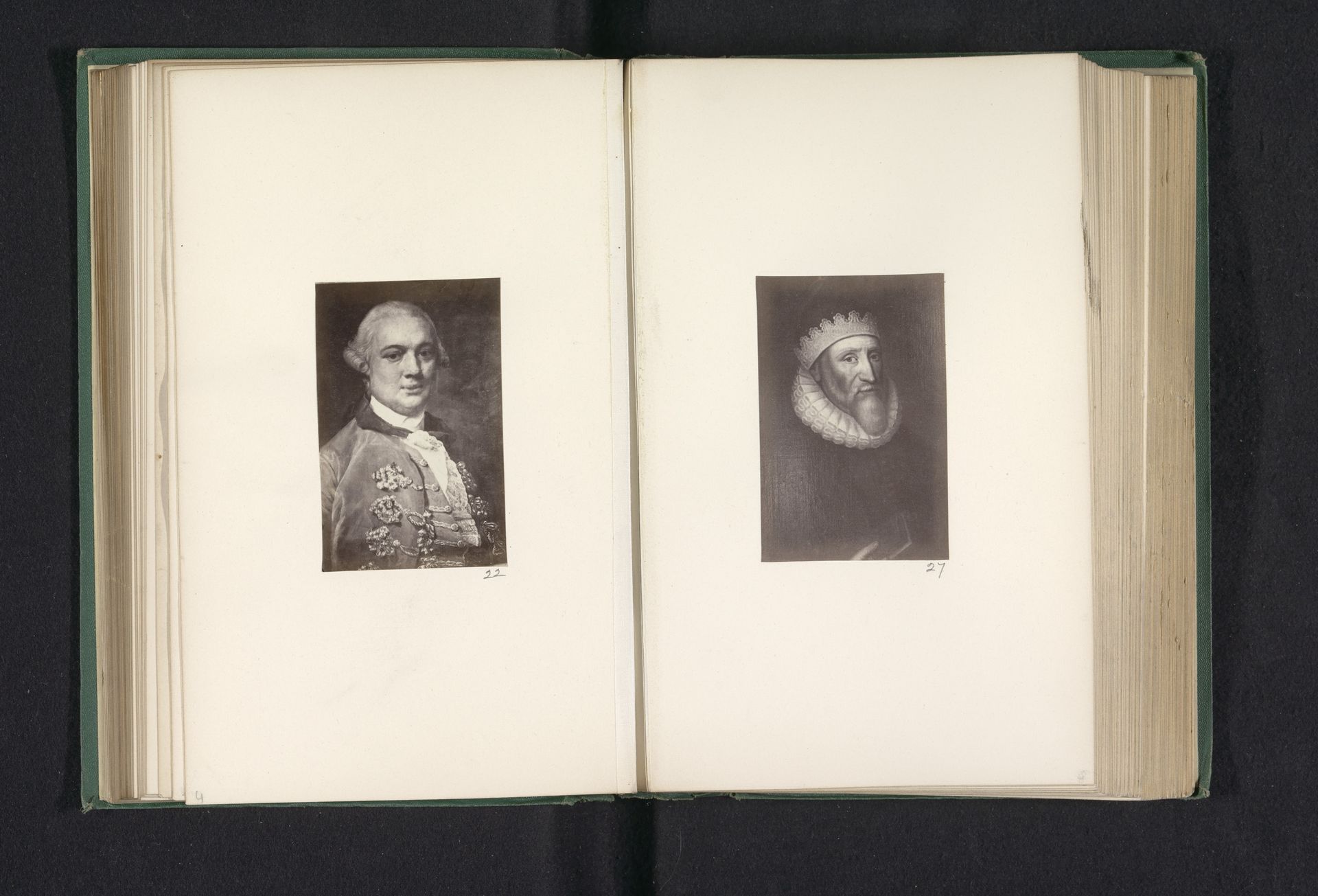 Fotoreproductie van een schilderij, voorstellende een portret van James Bruce by Thomas Annan
