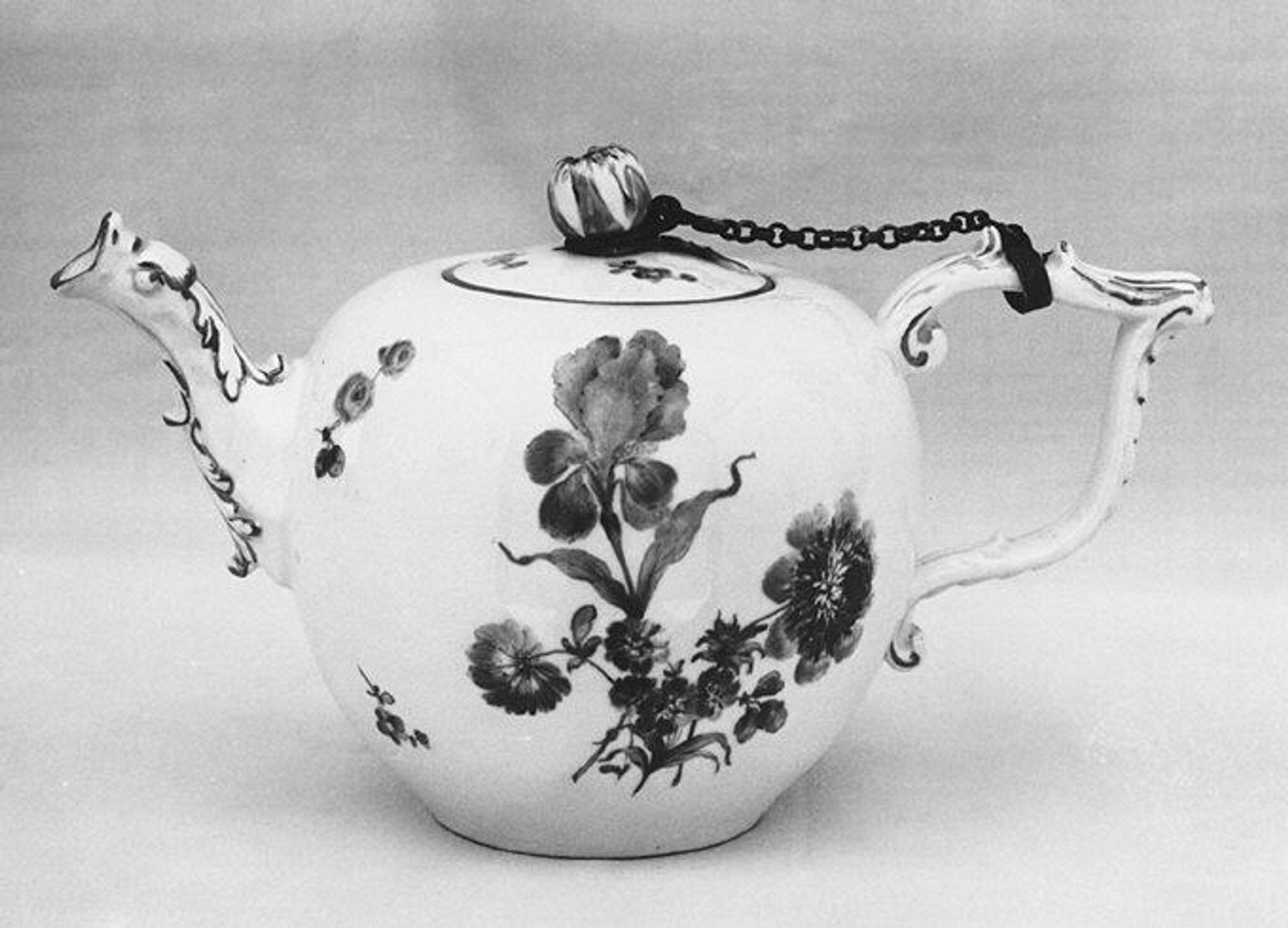 Teapot by Meissen Manufactory