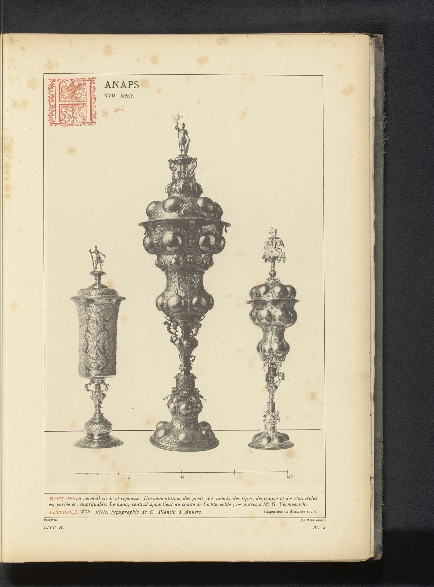 Drie kelken met deksel uit de collectie van de graaf van Lichtervelde en G. Vermeersch by Anonymous