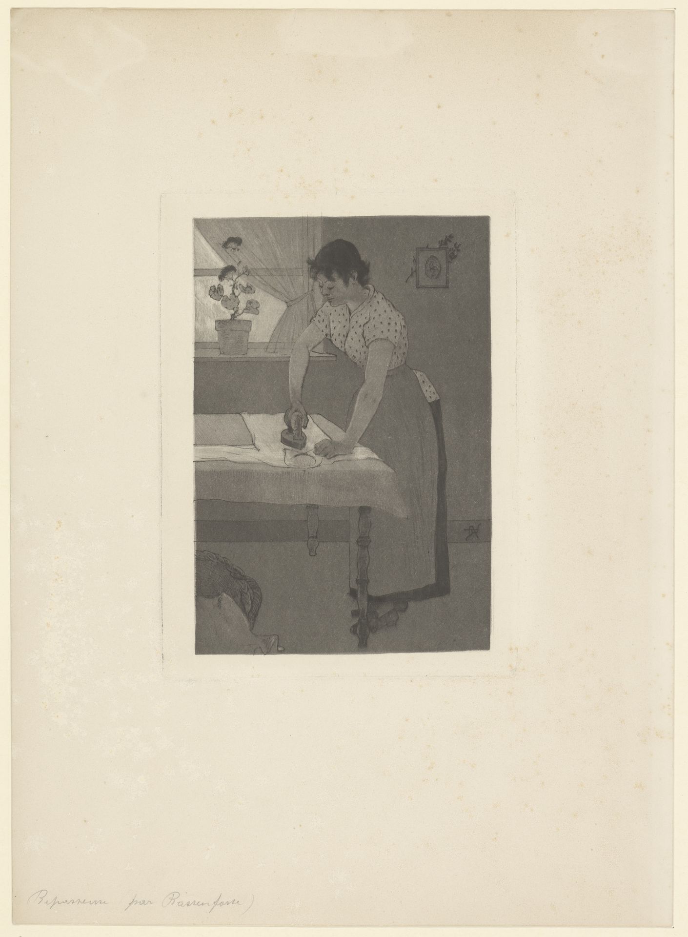 Vrouw strijkt een shirt op tafel by Armand Rassenfosse