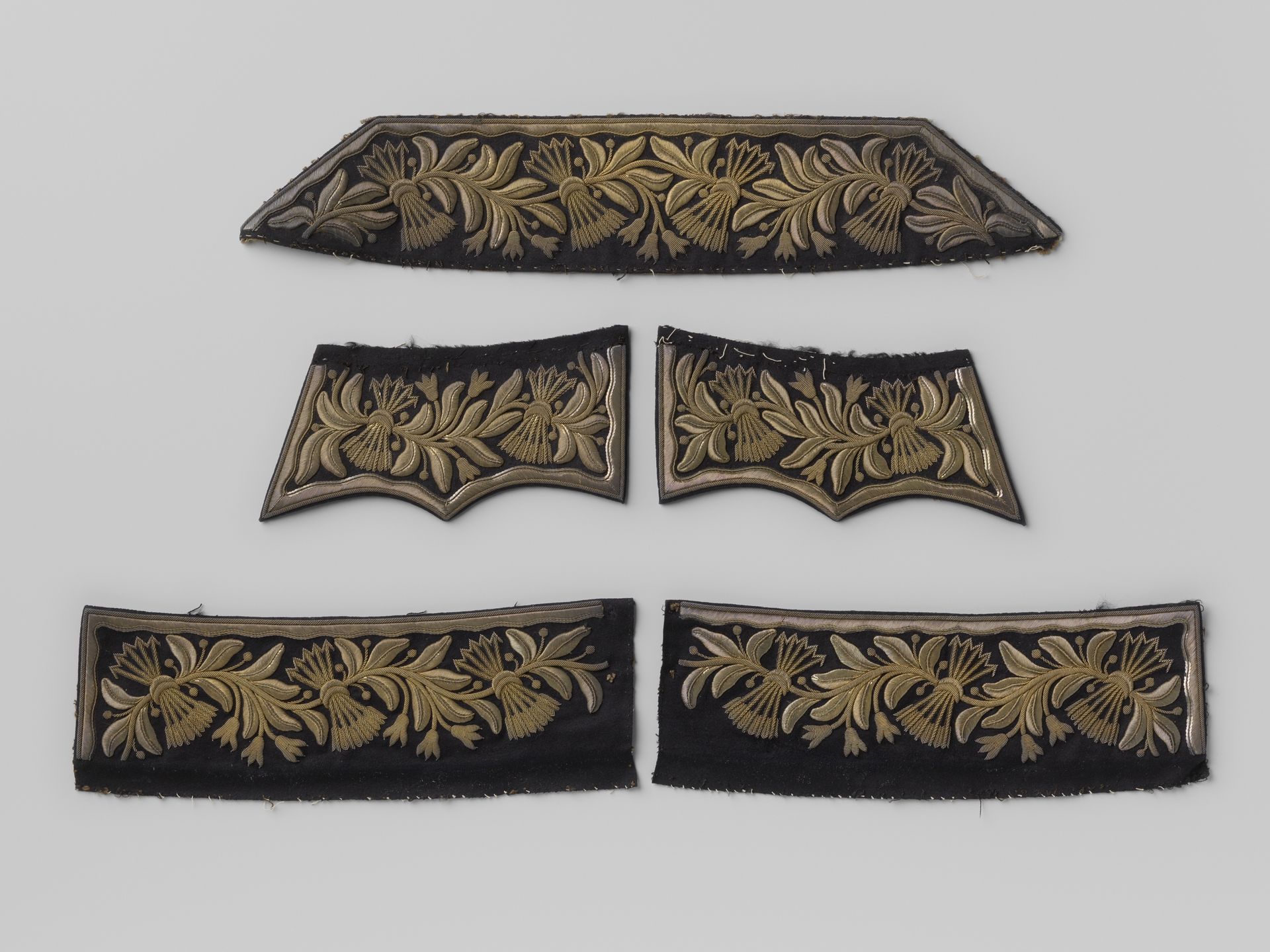 Borduursel voor jas van J.R. Thorbecke (manchet) by Anonymous