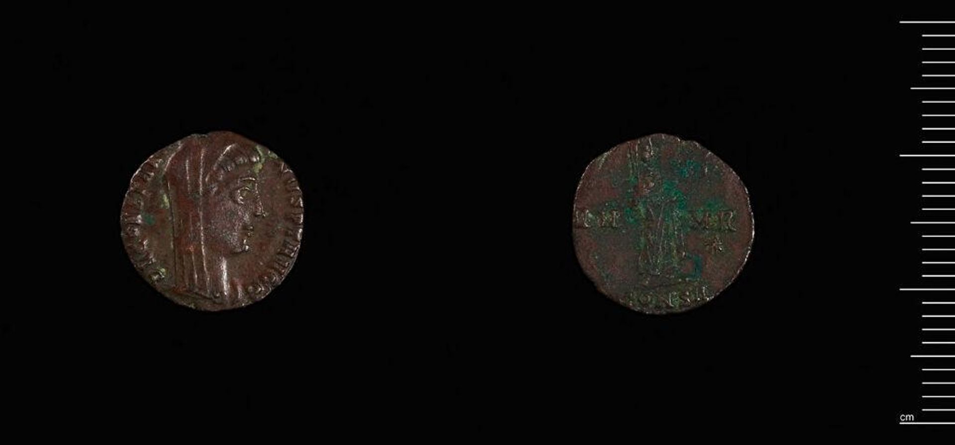 Coin (AE4) of Constantine I, Constantinople by Constantine I