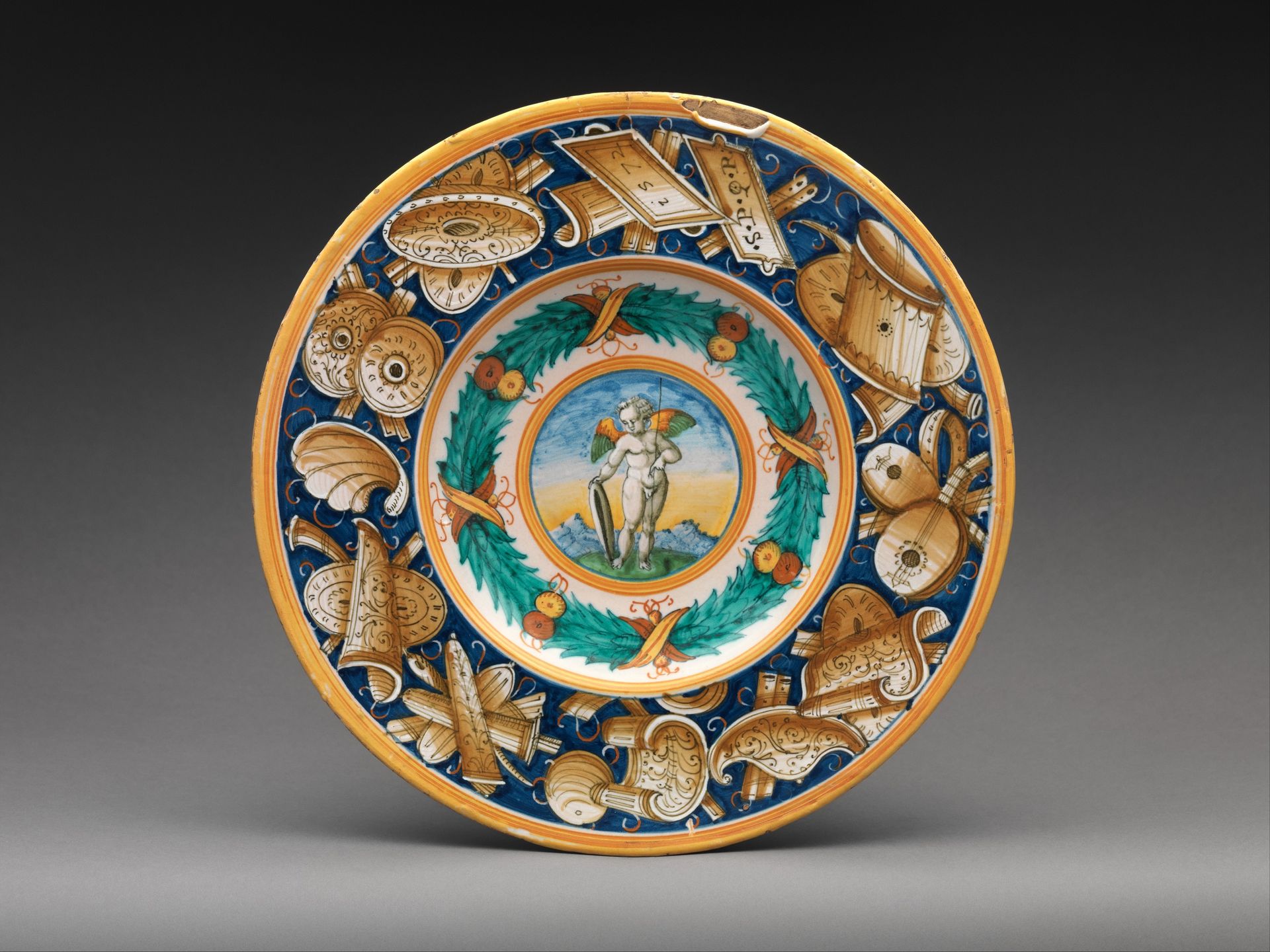 Dish with winged putto by Cipriano Piccolpasso