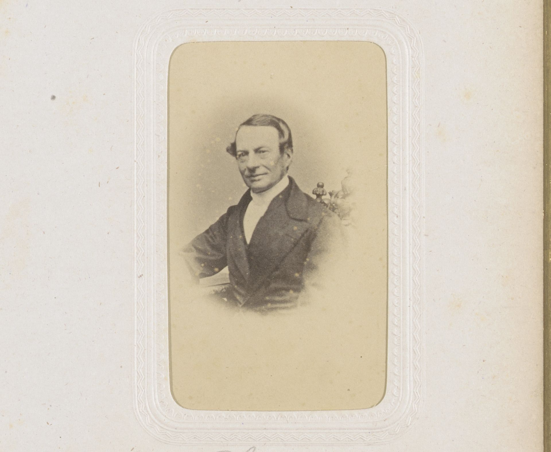 Portret van een man, aangeduid als J. Pleyte by London and Continental Photographic Copying Company