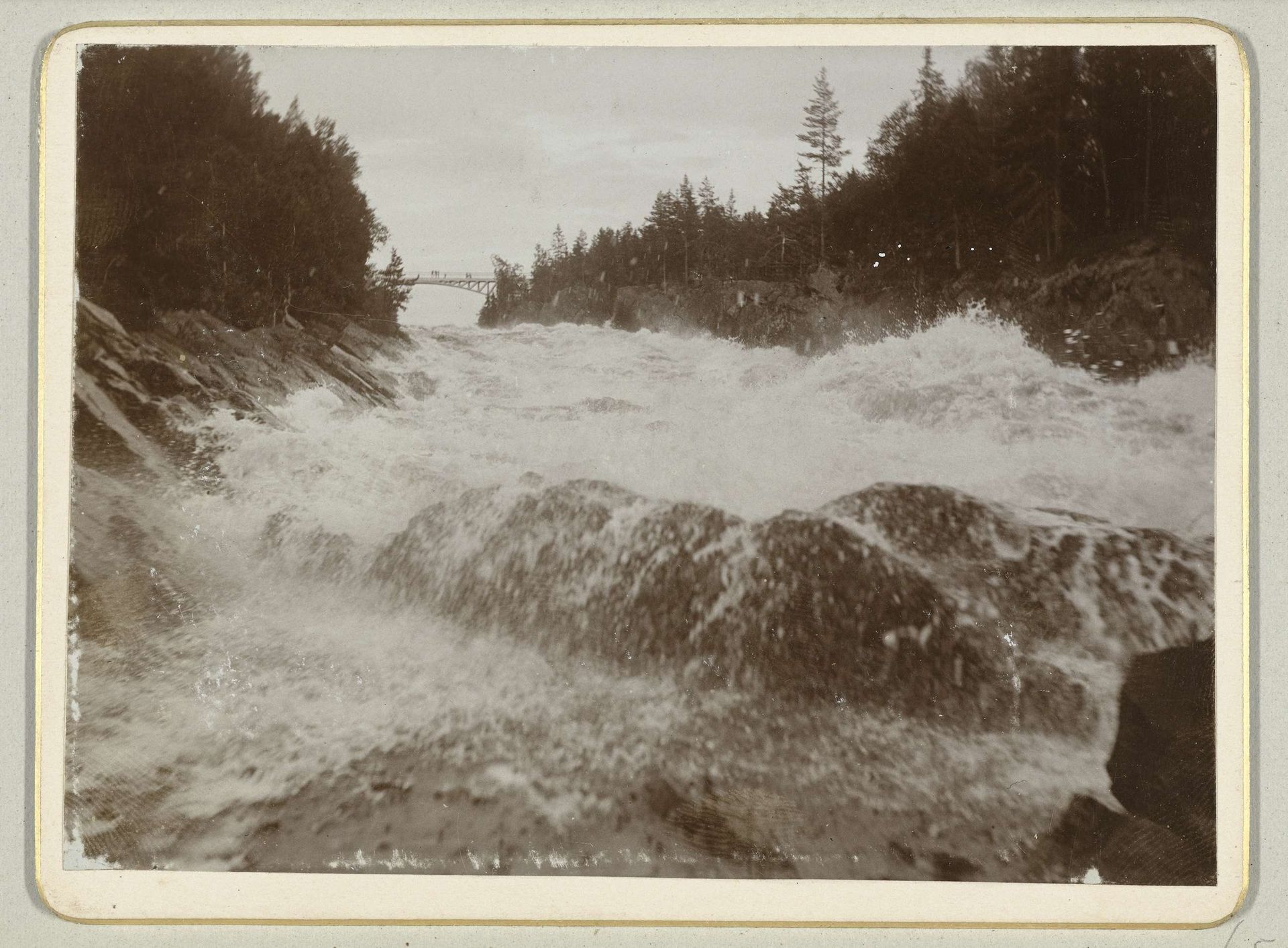 Stroomversnelling van Imatra in Finland by Henry Pauw van Wieldrecht