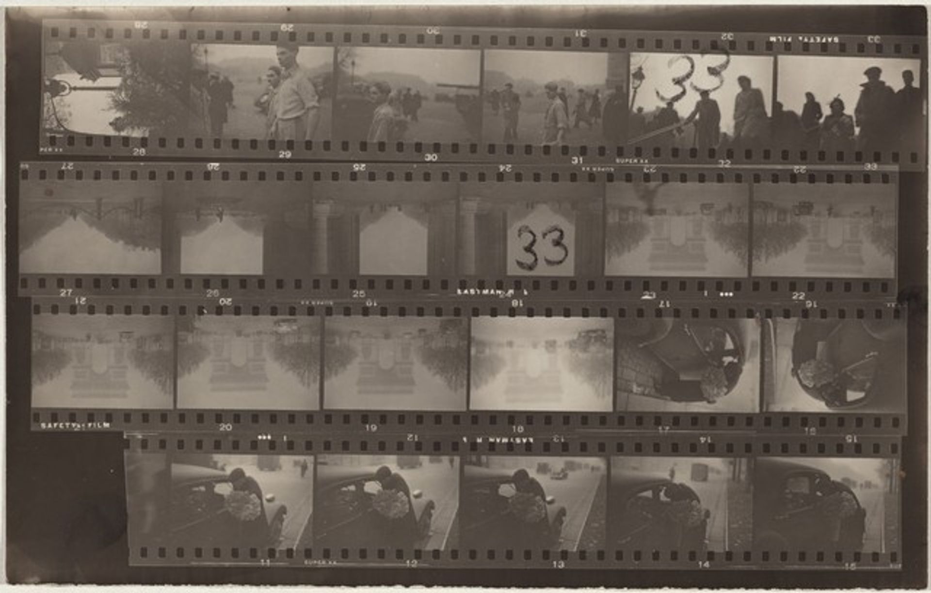 Paris 33A by Robert Frank