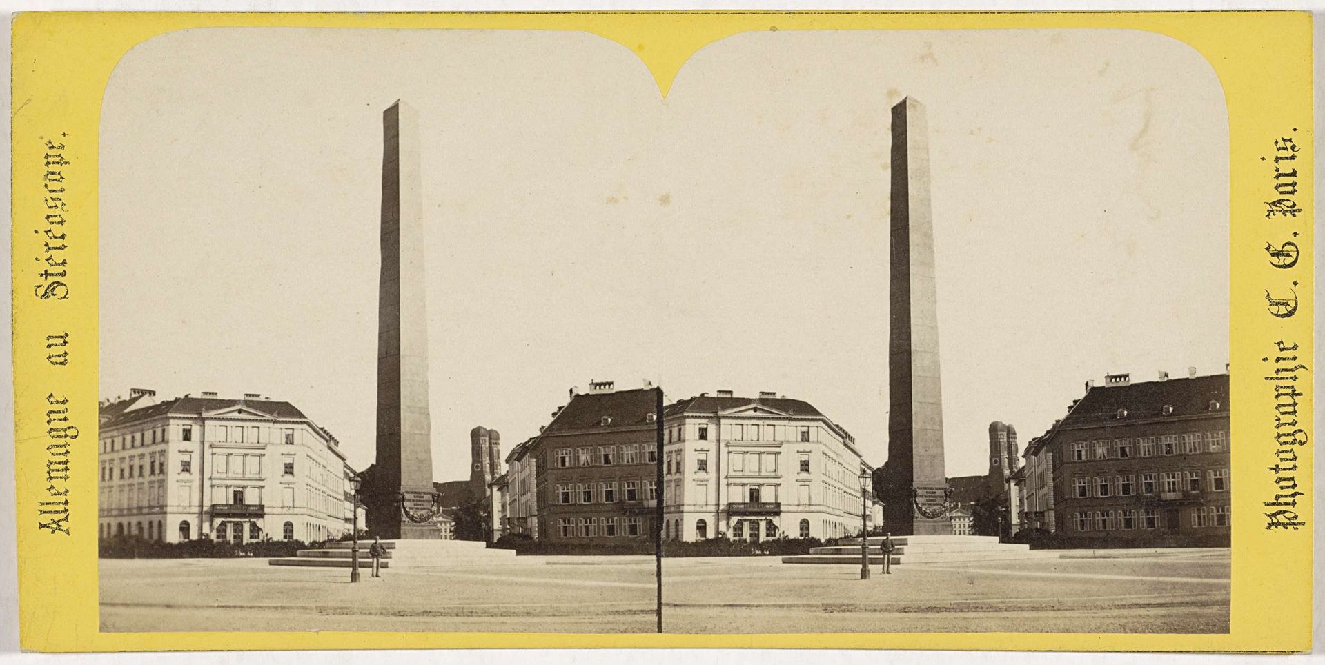 Obelisk op het Karolinenplatz in München, Duitsland by Charles Gaudin