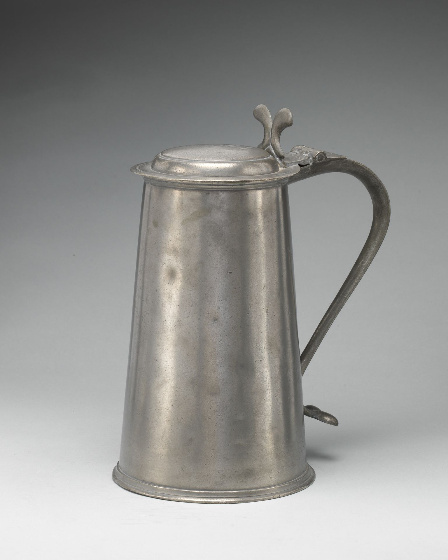 Flagon by William Wood