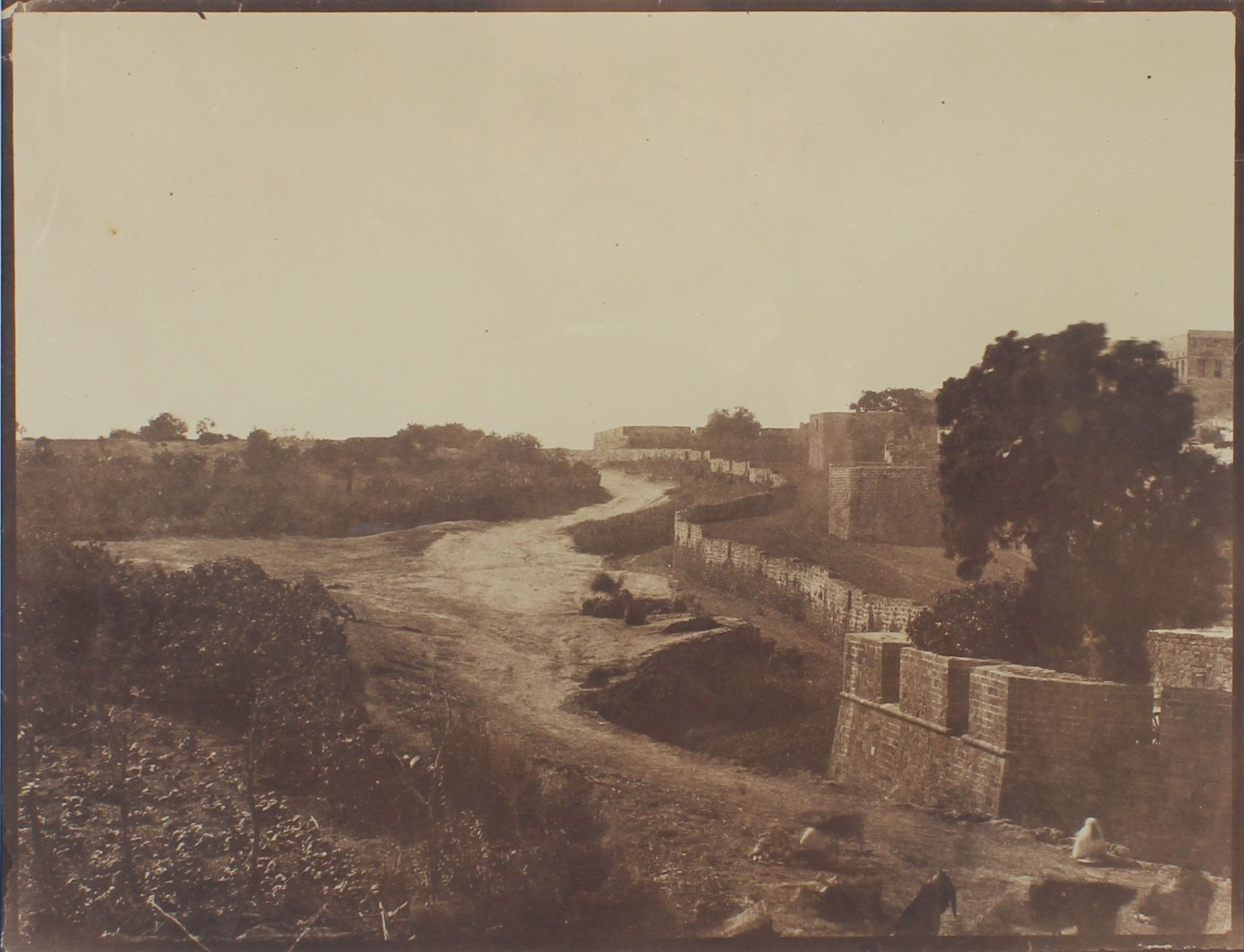 [Walls of Jaffa near the Jerusalem Gate] by Louis Vignes