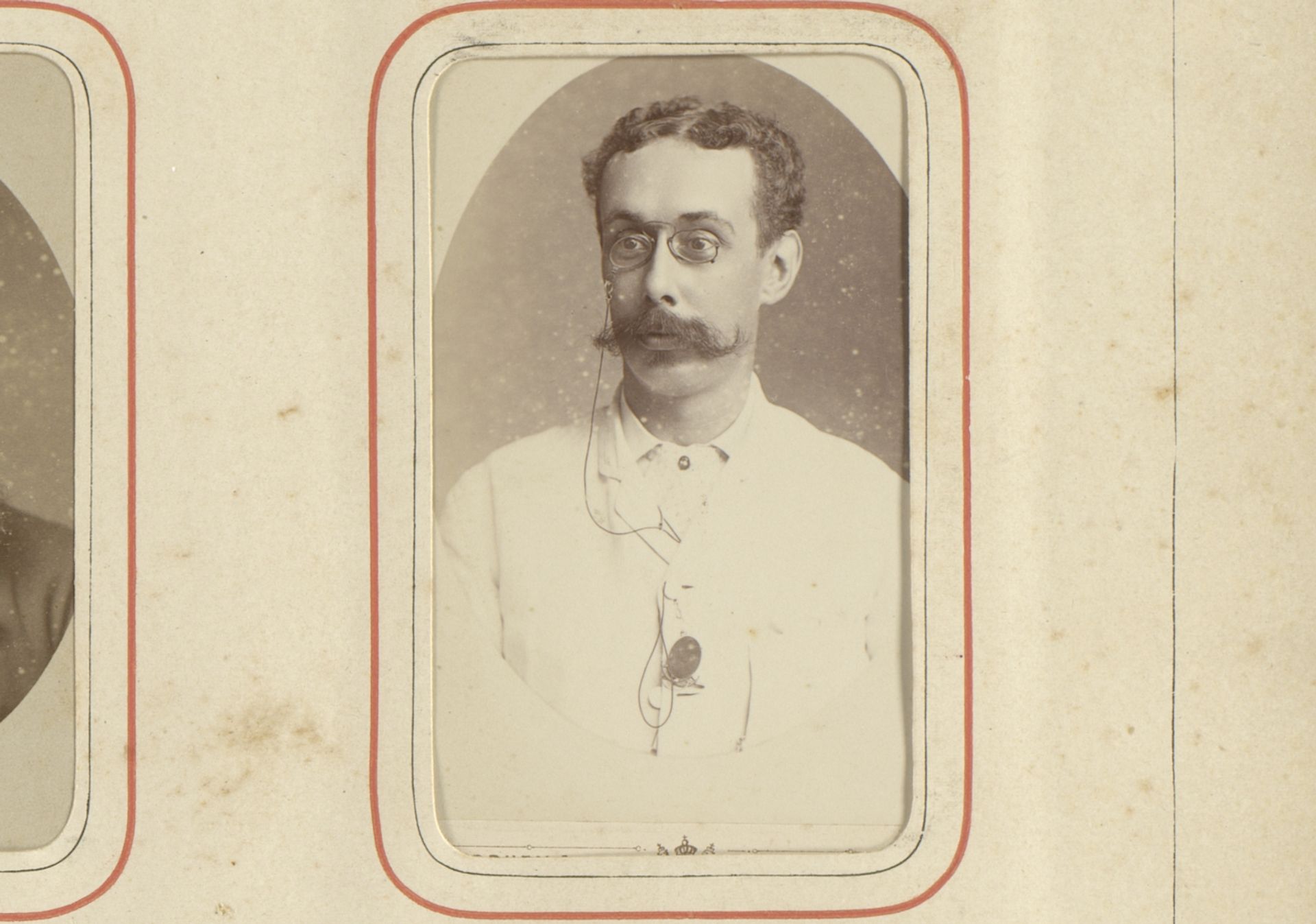 Portret van een onbekende man by Woodbury & Page