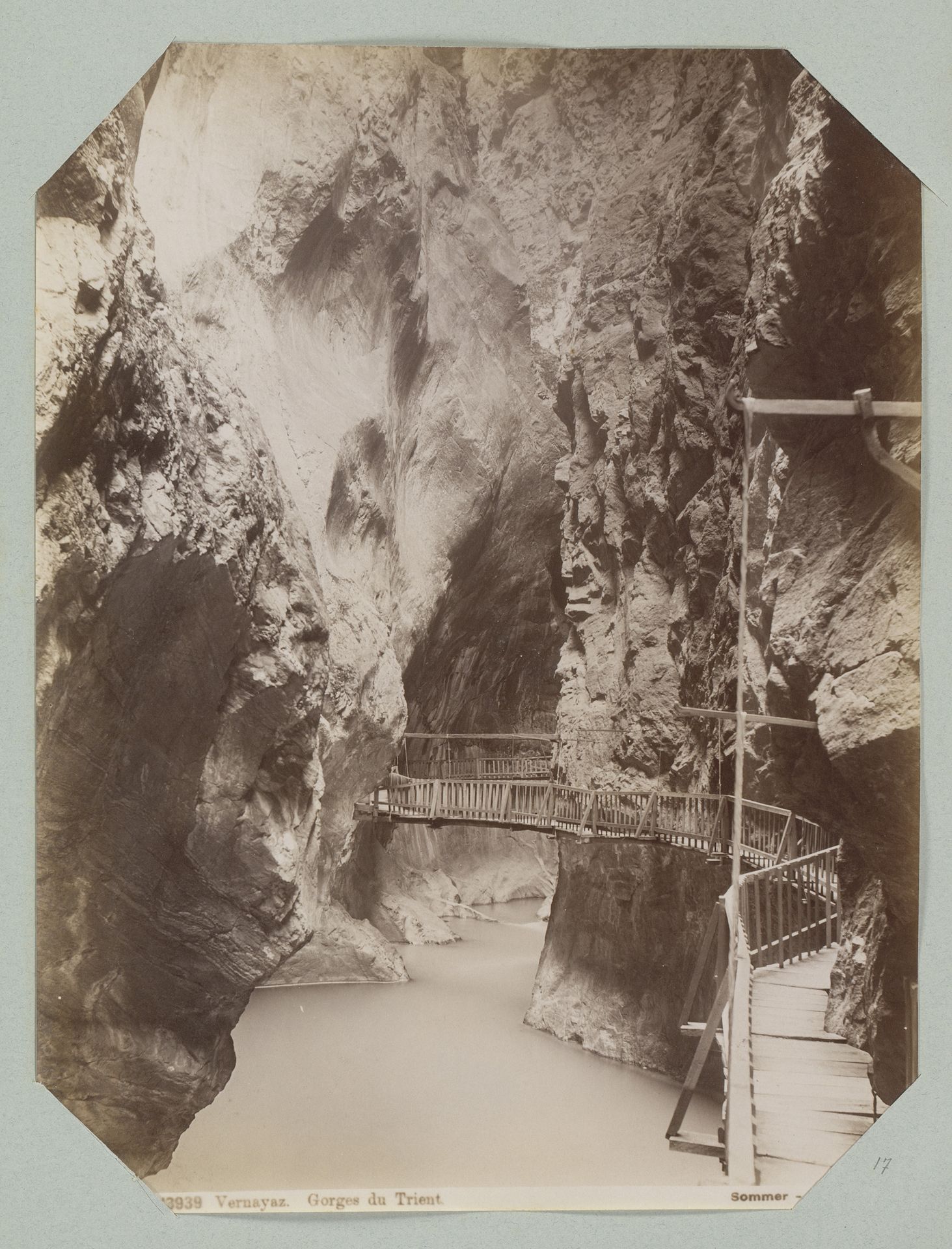 Brug in de Trientkloof by Giorgio Sommer
