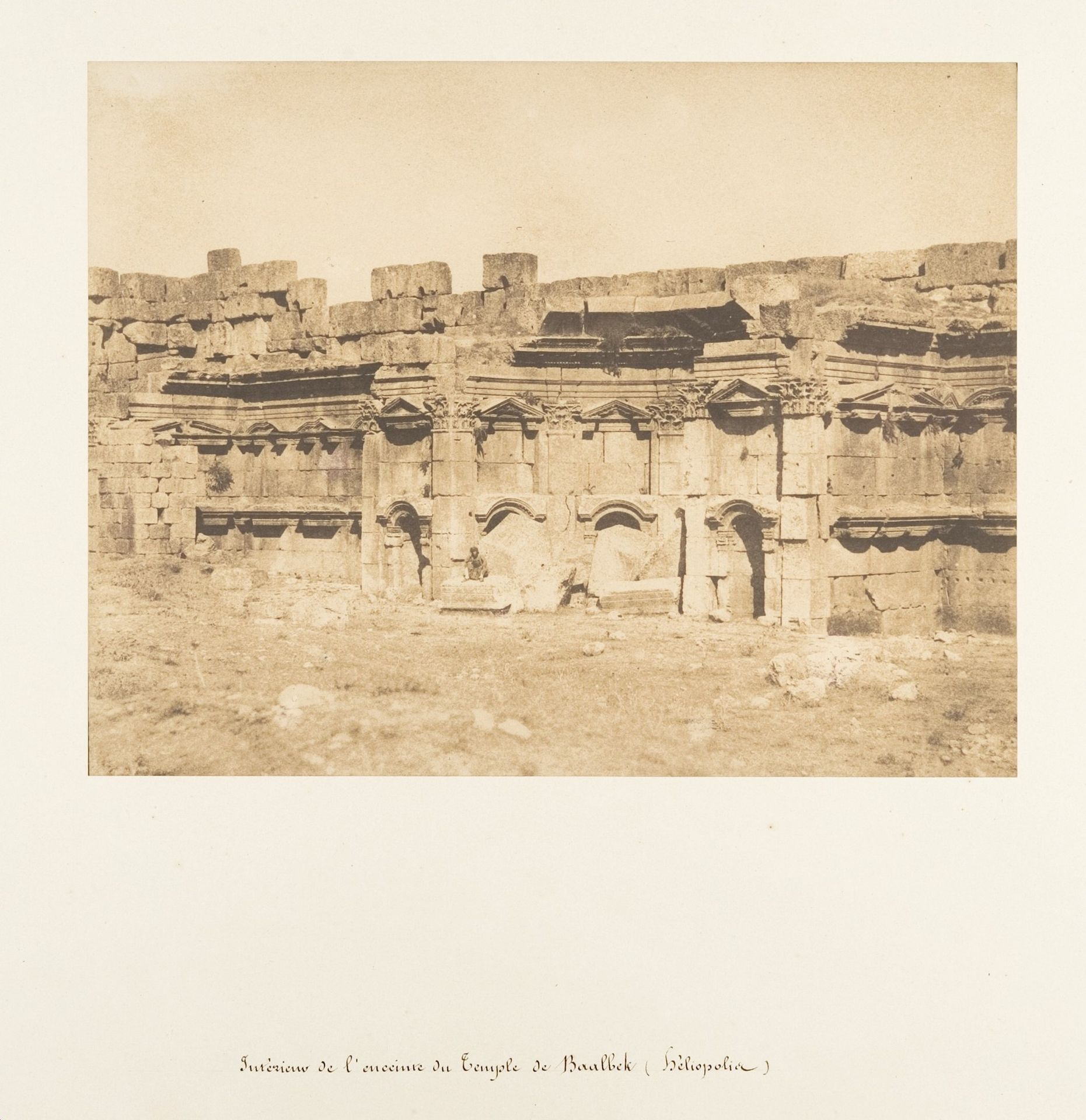 Intérieur de l'enceinte du Temple de Baalbek (Héliopolis) by Maxime Du Camp