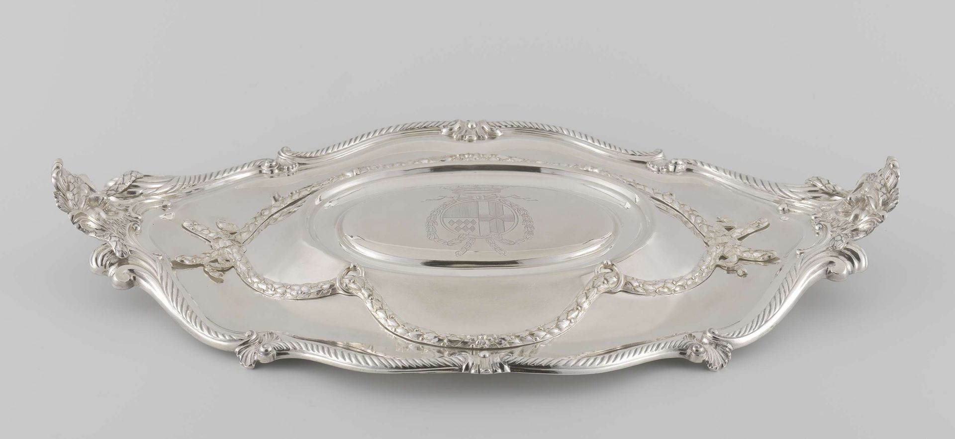Tureen and stand with a ladle by Engelbart Joosten