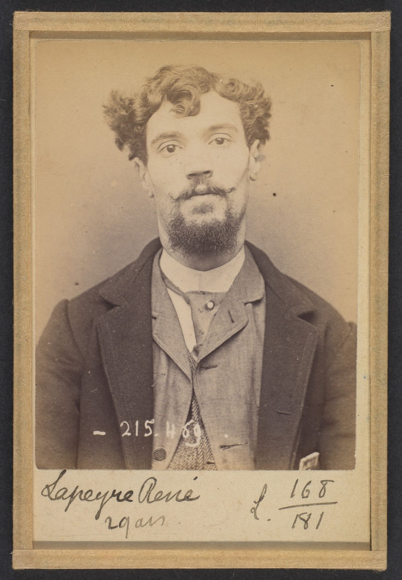 Lapeyre. Louis, Pierre. 29 ans. né à Rodez (Aveyron). Employé. Anarchiste. 10/3/94. by Alphonse Bertillon