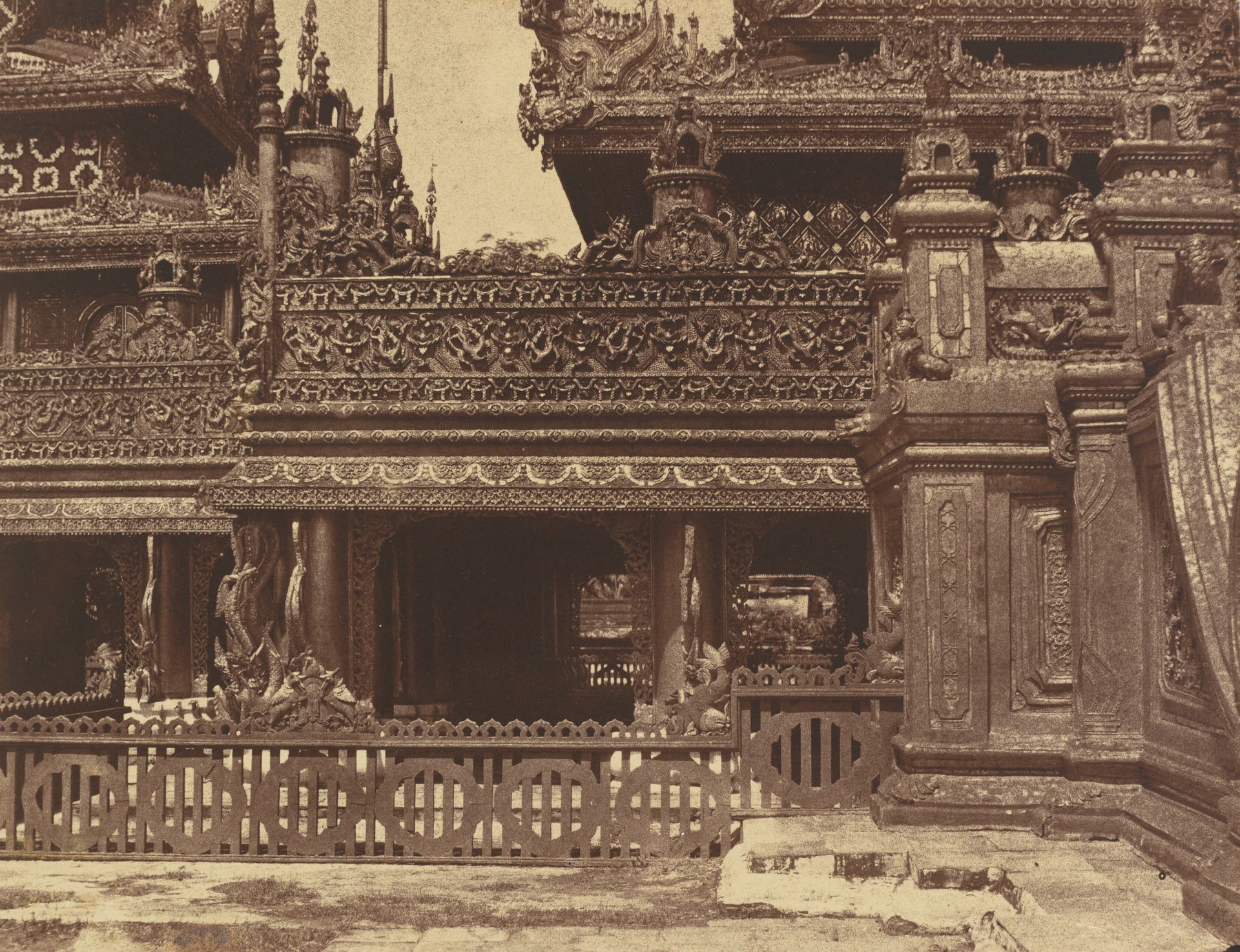 Amerapoora: Another Part of the Balcony of Kyoung No. 86 by Linnaeus Tripe