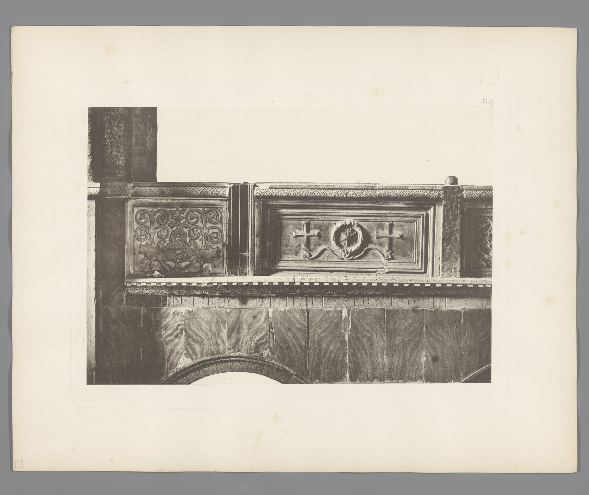 Balustrade met reliëf van de San Marco in Venetië by Carl Heinrich Jacobi