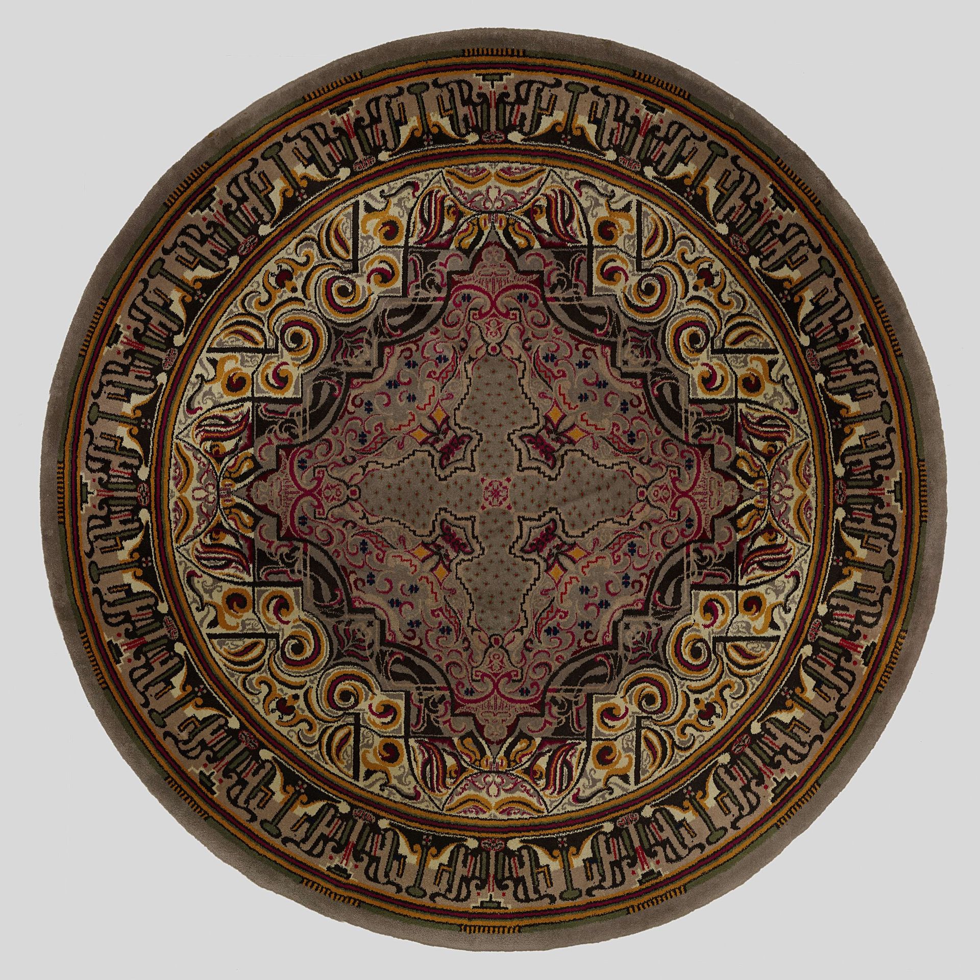 Vloerkleed met geometrische figuren by Carel Adolph Lion Cachet