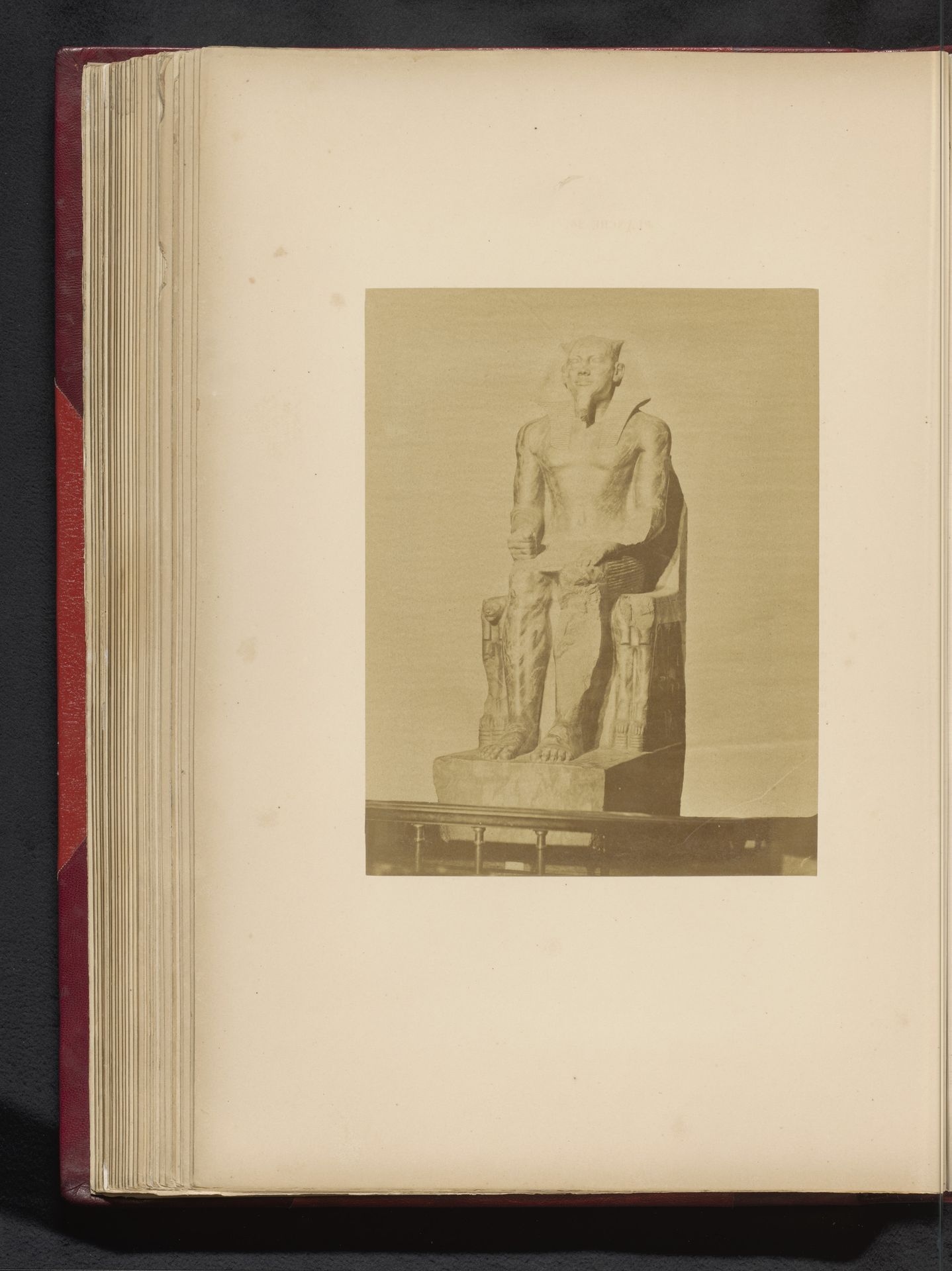 Standbeeld van de farao Chefren in het Boulaq Museum in Caïro, Egypte by Hippolyte Délié