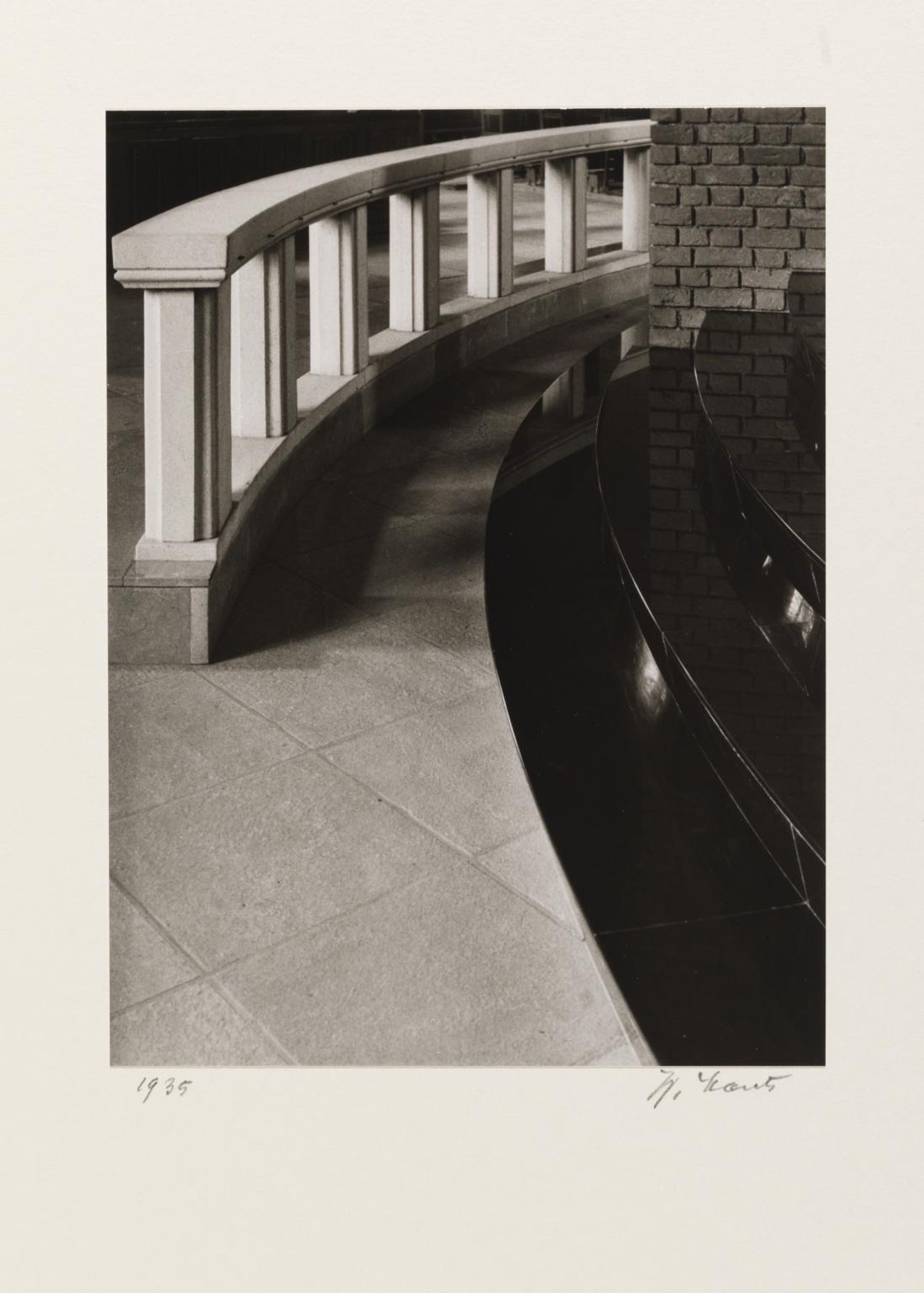 Communion bench, Kreneheide 1935 by Werner Mantz