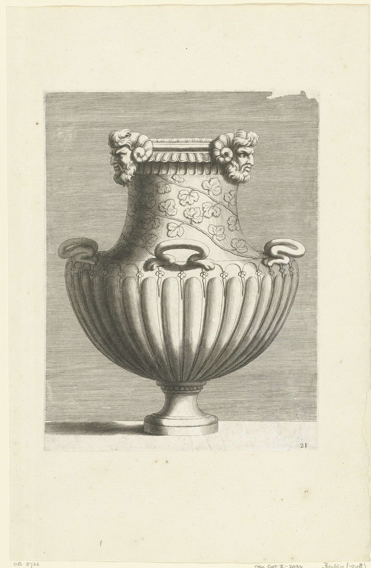 Vaas met twee saterhoofden by Françoise Bouzonnet