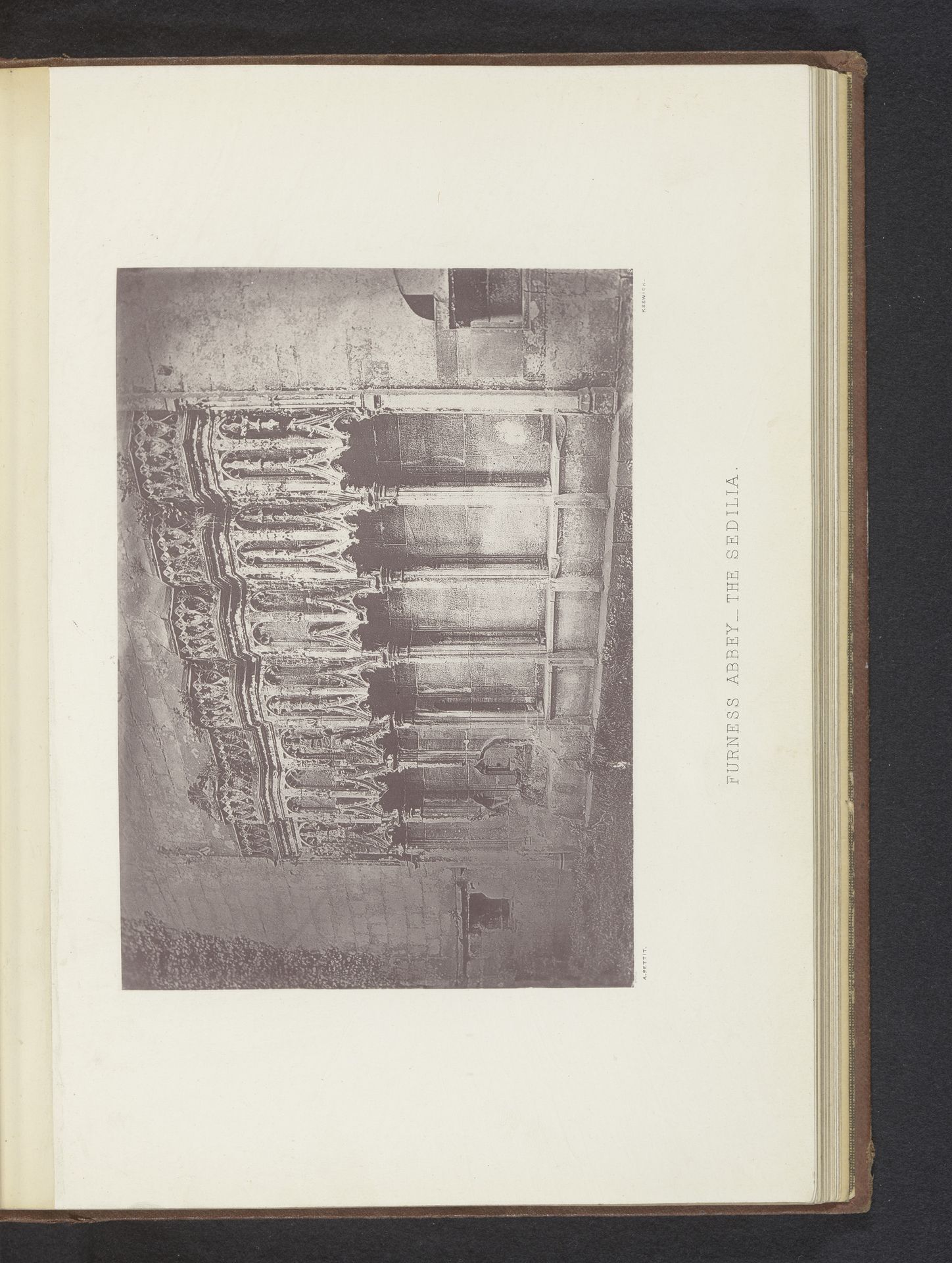 Sedilia in de ruïne van Furness Abbey by Alfred Pettitt