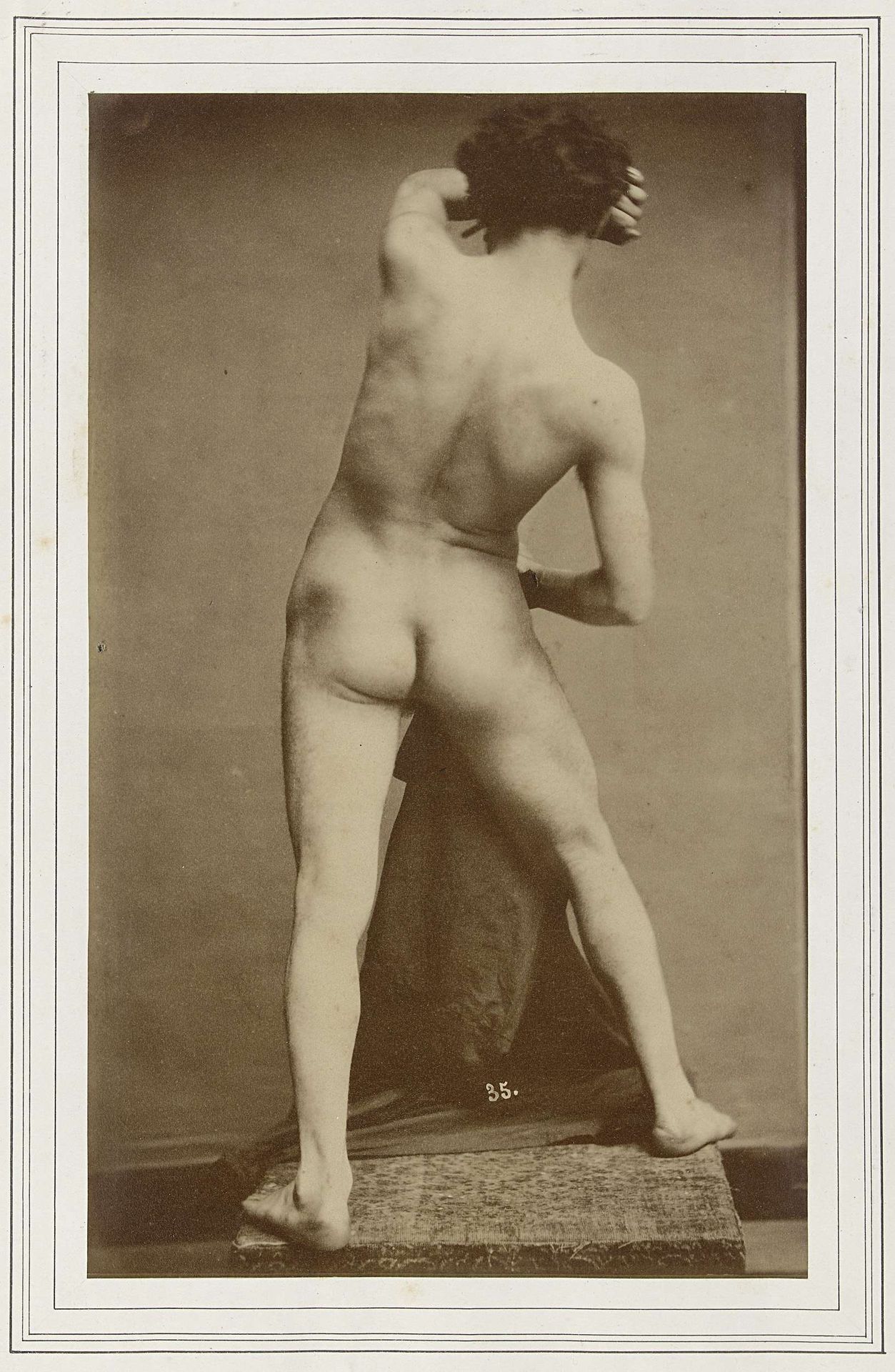 Figuurstudie van mannelijk naakt, op de rug gezien by Gaudenzio Marconi