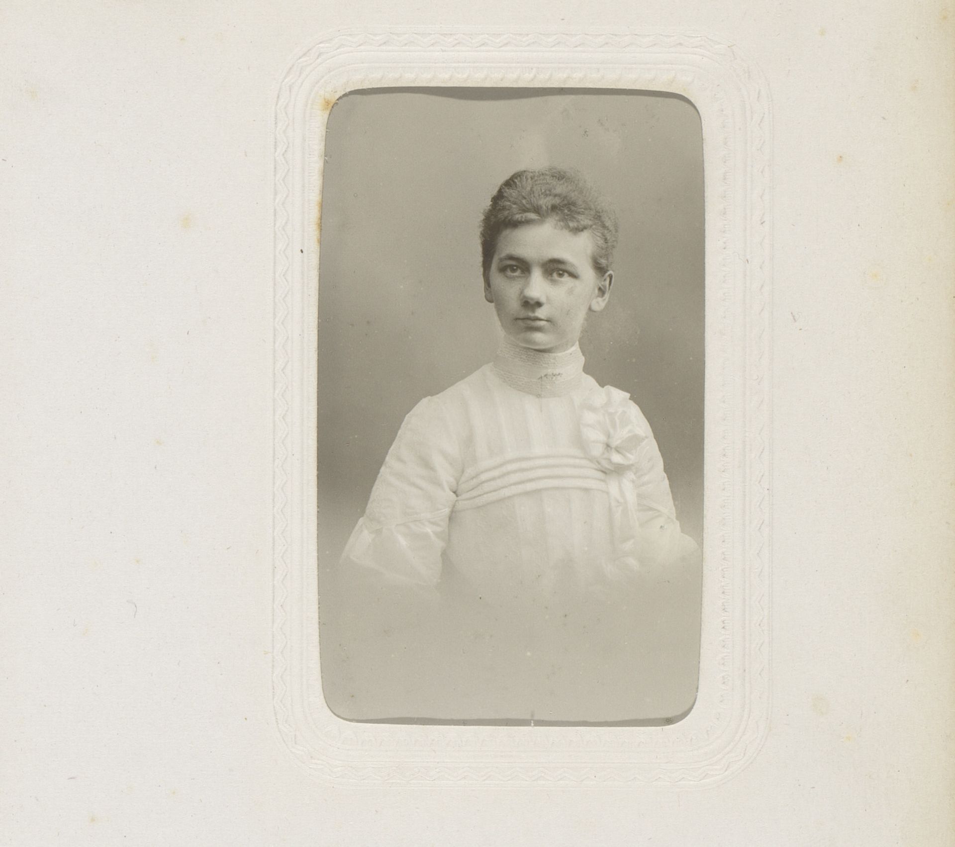 Portret van een meisje by Hans Rupprecht
