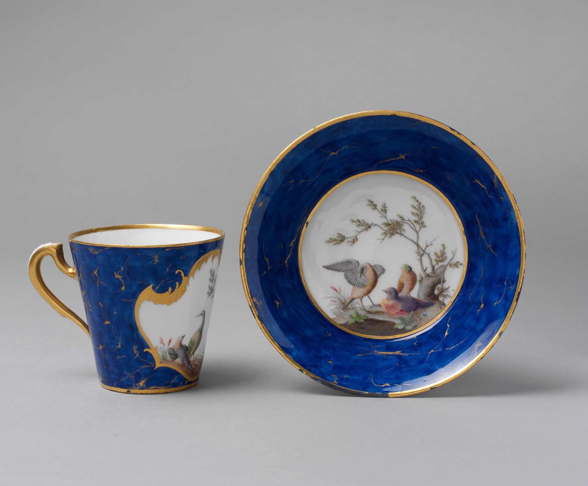 Cup and saucer (gobelet à lait et soucoupe) by Vincennes Manufactory