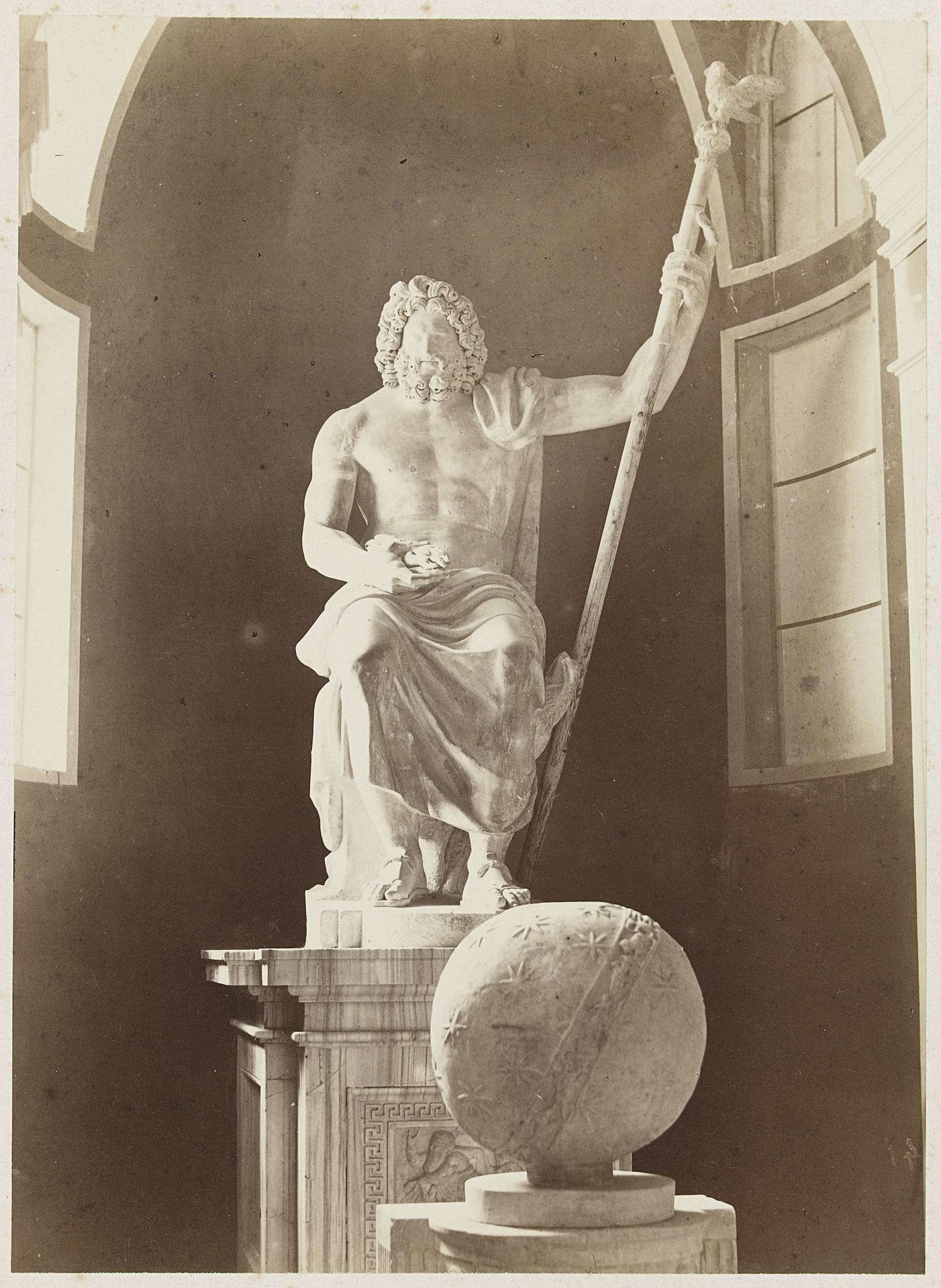 Sculptuur van Jupiter in de Vaticaanse Musea te Vaticaanstad, Italië by Anonymous