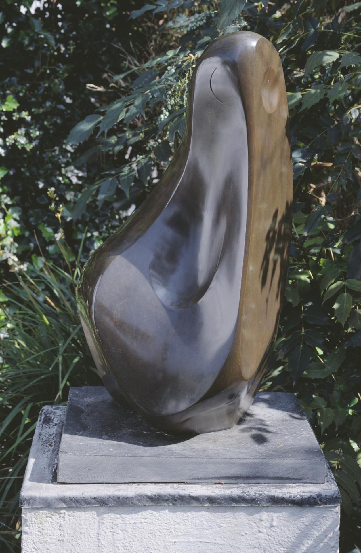 Coré by  Dame Barbara Hepworth