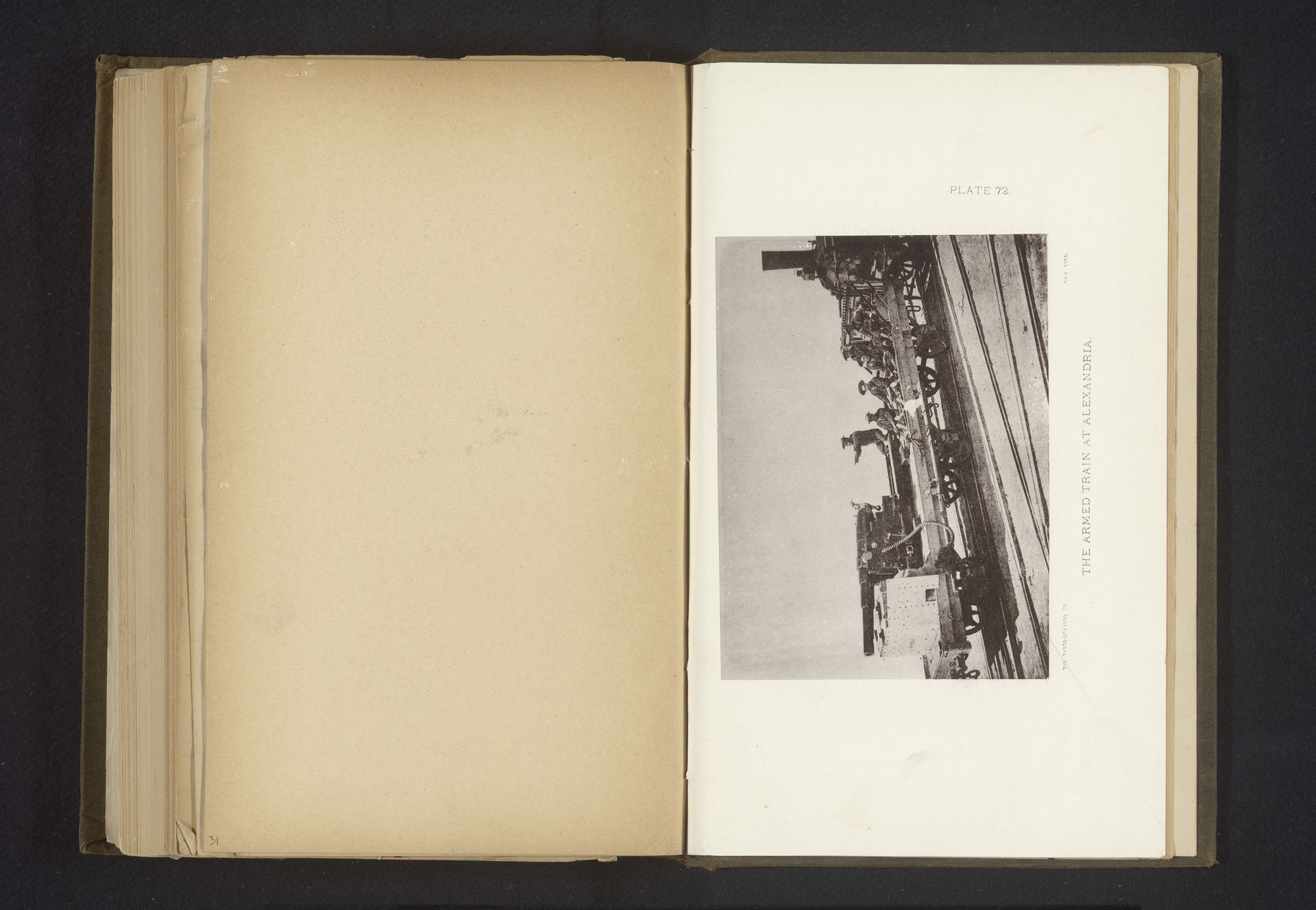 Trein met Engelse soldaten voor de slag van Kafr el-Dawwar in 1882 by Anonymous