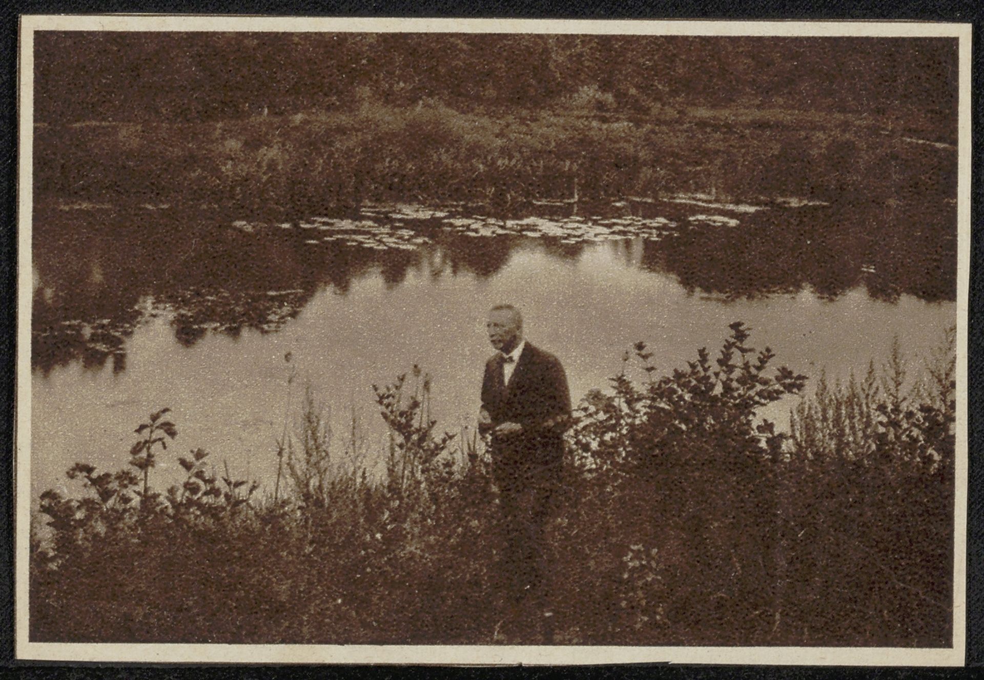 Krantenknipsel betreffende Jac. P. Thijsse by Anonymous