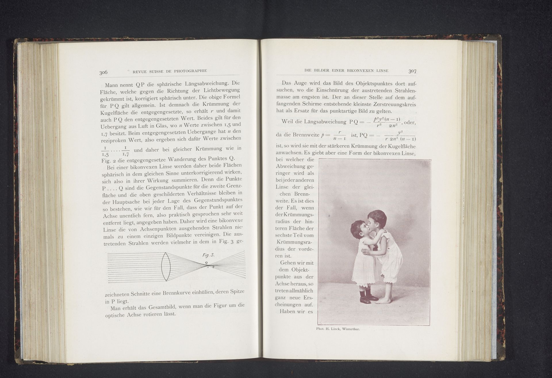 Twee kussende kinderen by Hermann Linck
