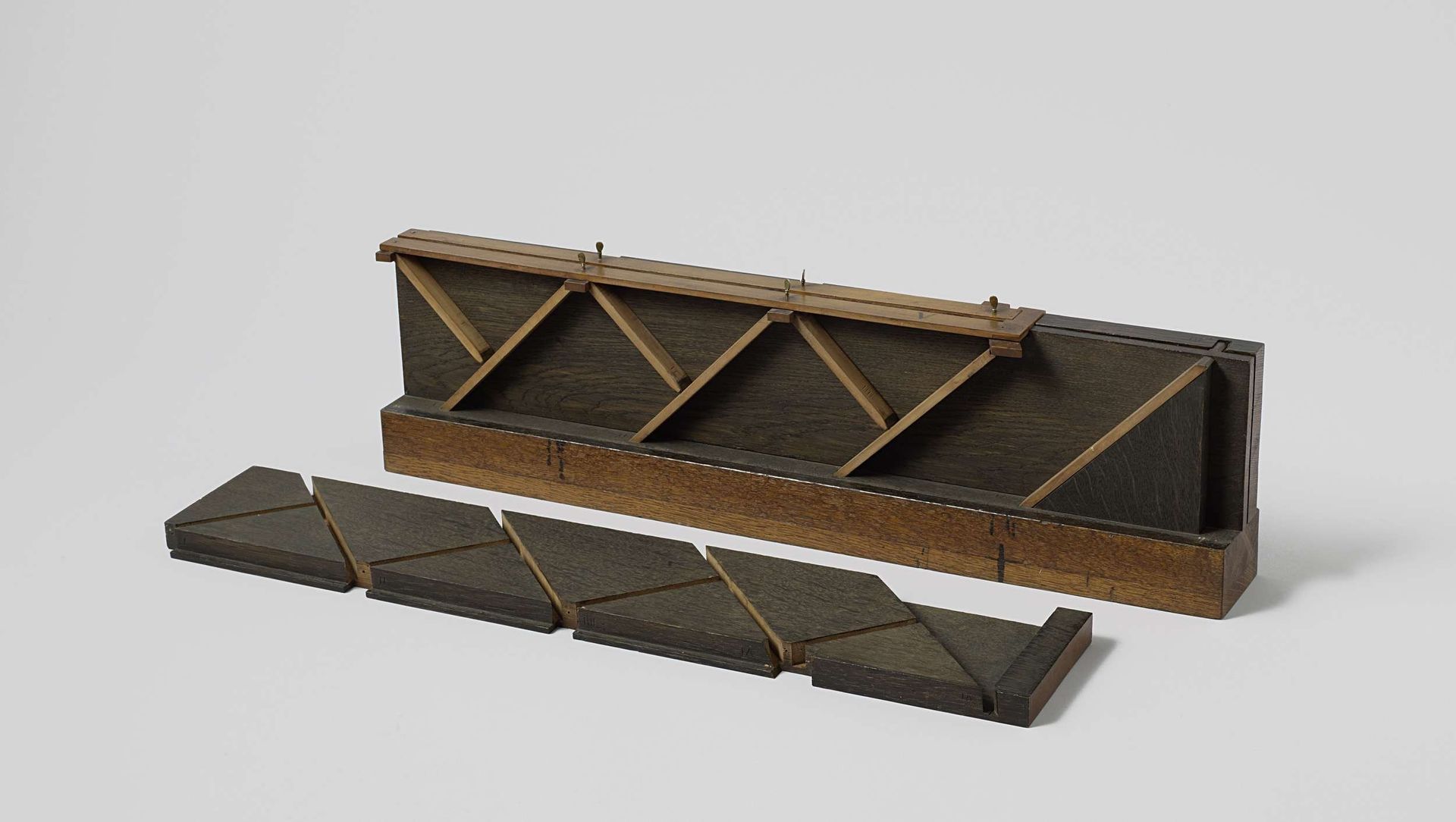 Model of Foundations with Cross-Piling by Petrus van der Loo