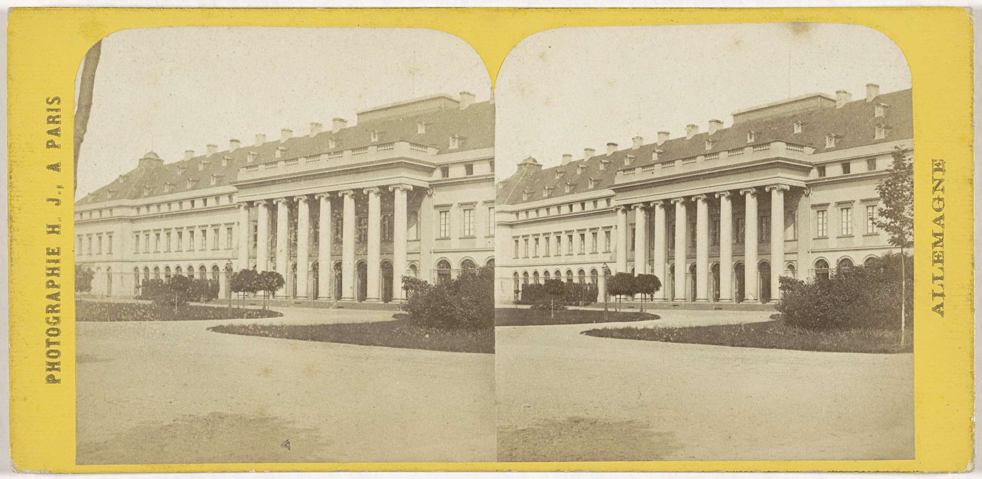 Residenzschloss in Koblenz, Duitsland by Hippolyte Jouvin