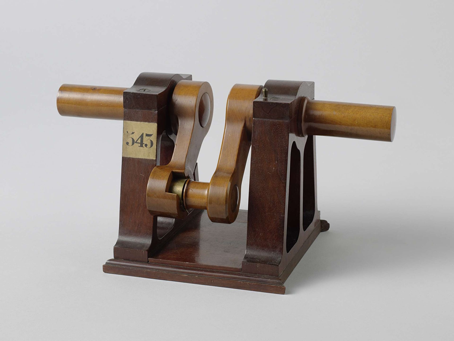 Model of a Disengaging Gear for Paddle Wheels by Koninklijke Fabriek P. van Vlissingen & Dudok van Heel