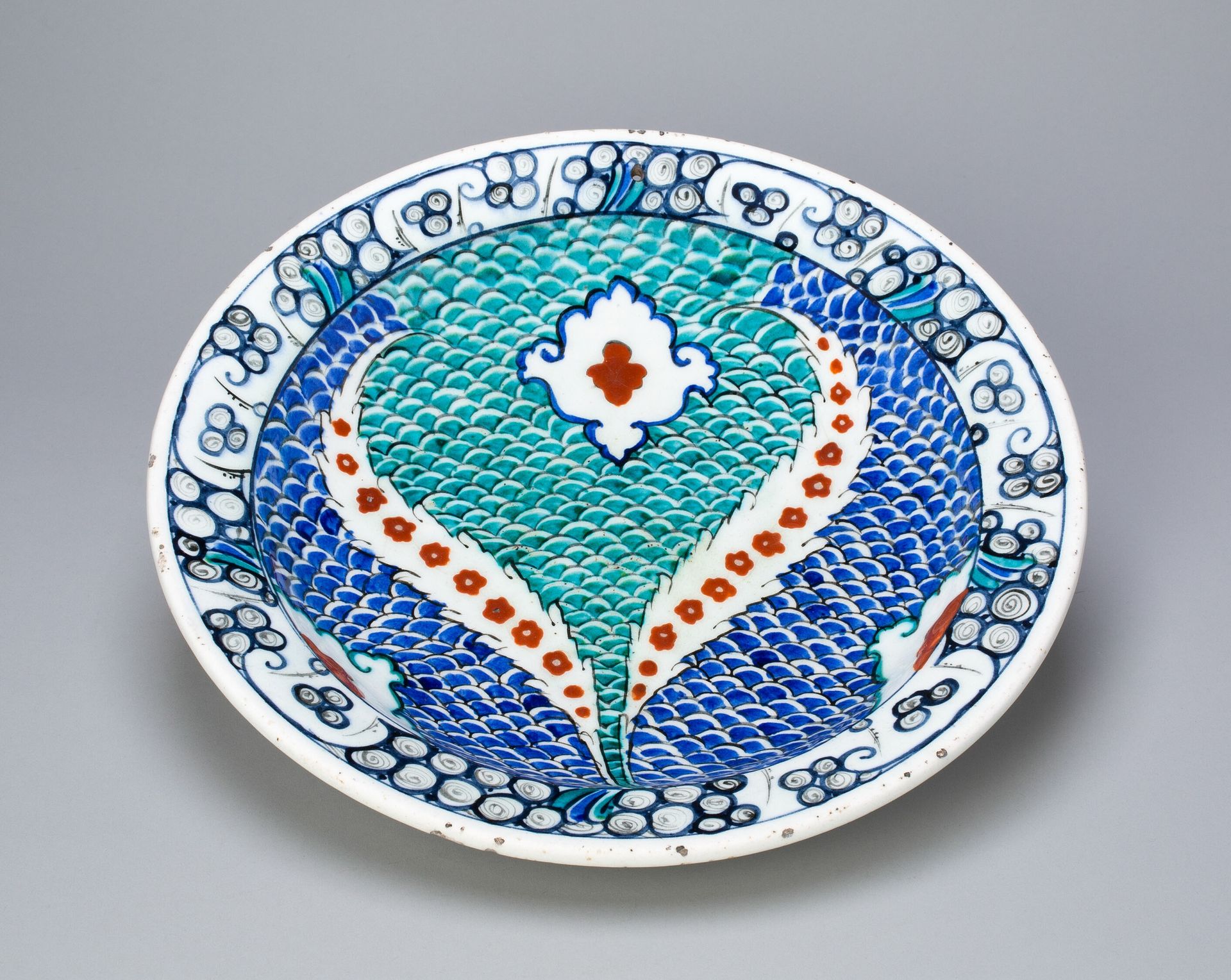 Dish (Tabaq) with Scale Pattern and Serrated Leaves by Anonymous
