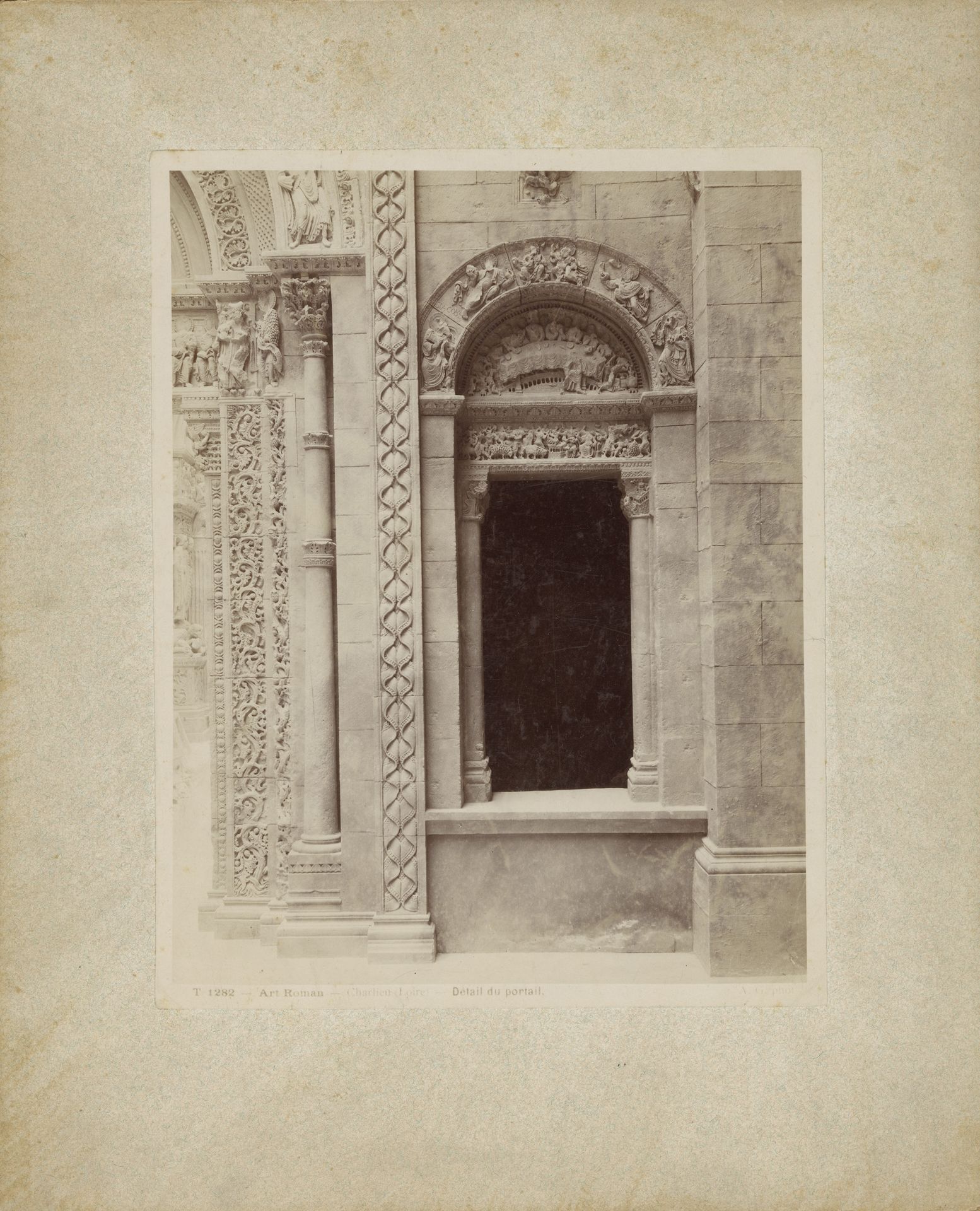 Detail van de poort van de St. Fortunatus Abdij te Charlieu by Adolphe Giraudon