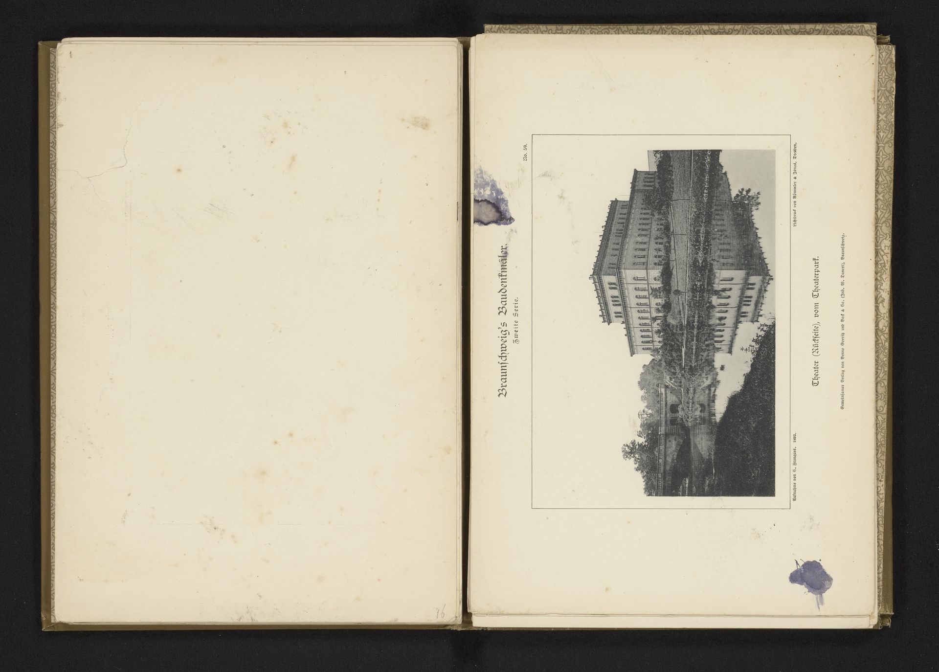 Gezicht op het Staatstheater te Braunschweig by C. Franques