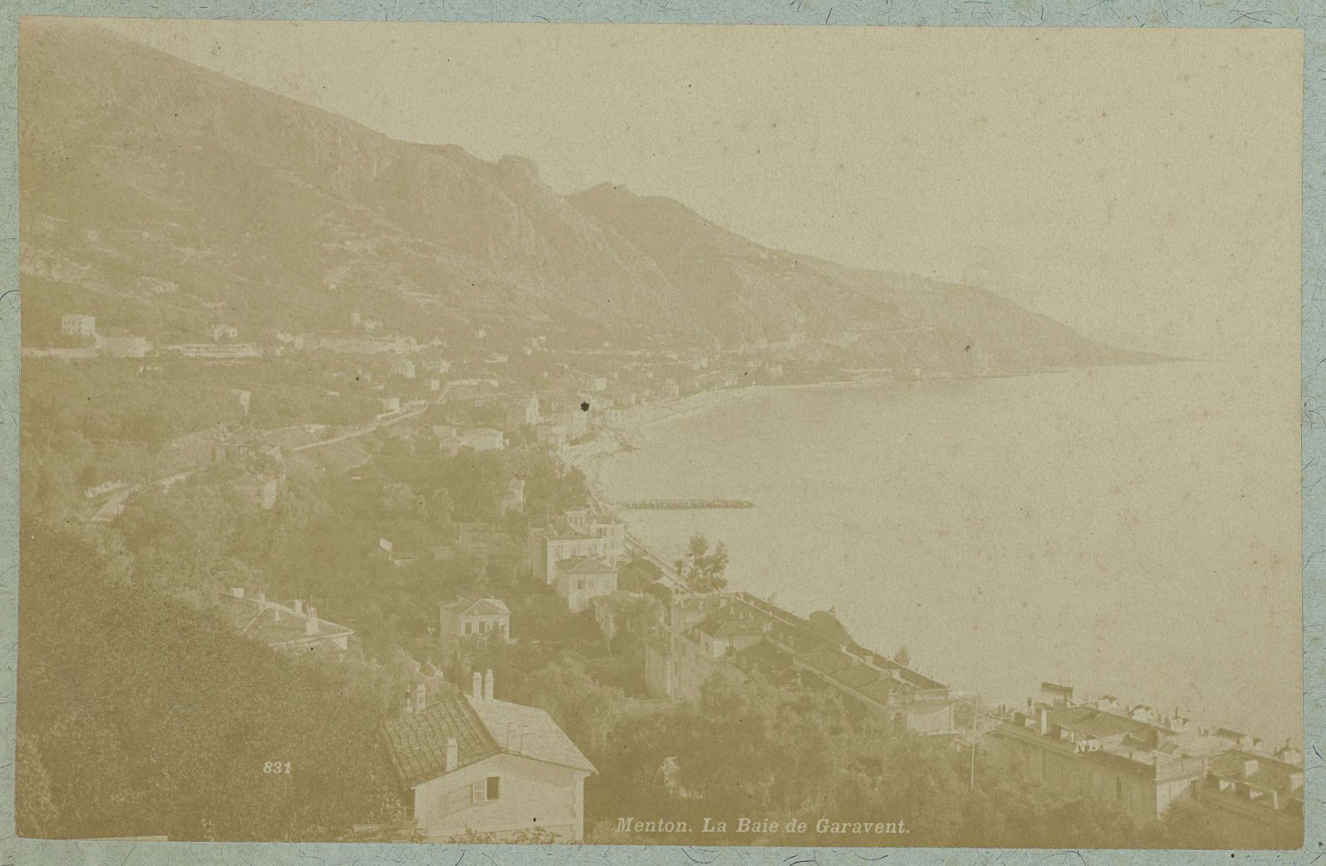 Baai van Garavent, Menton by Neurdein Frères