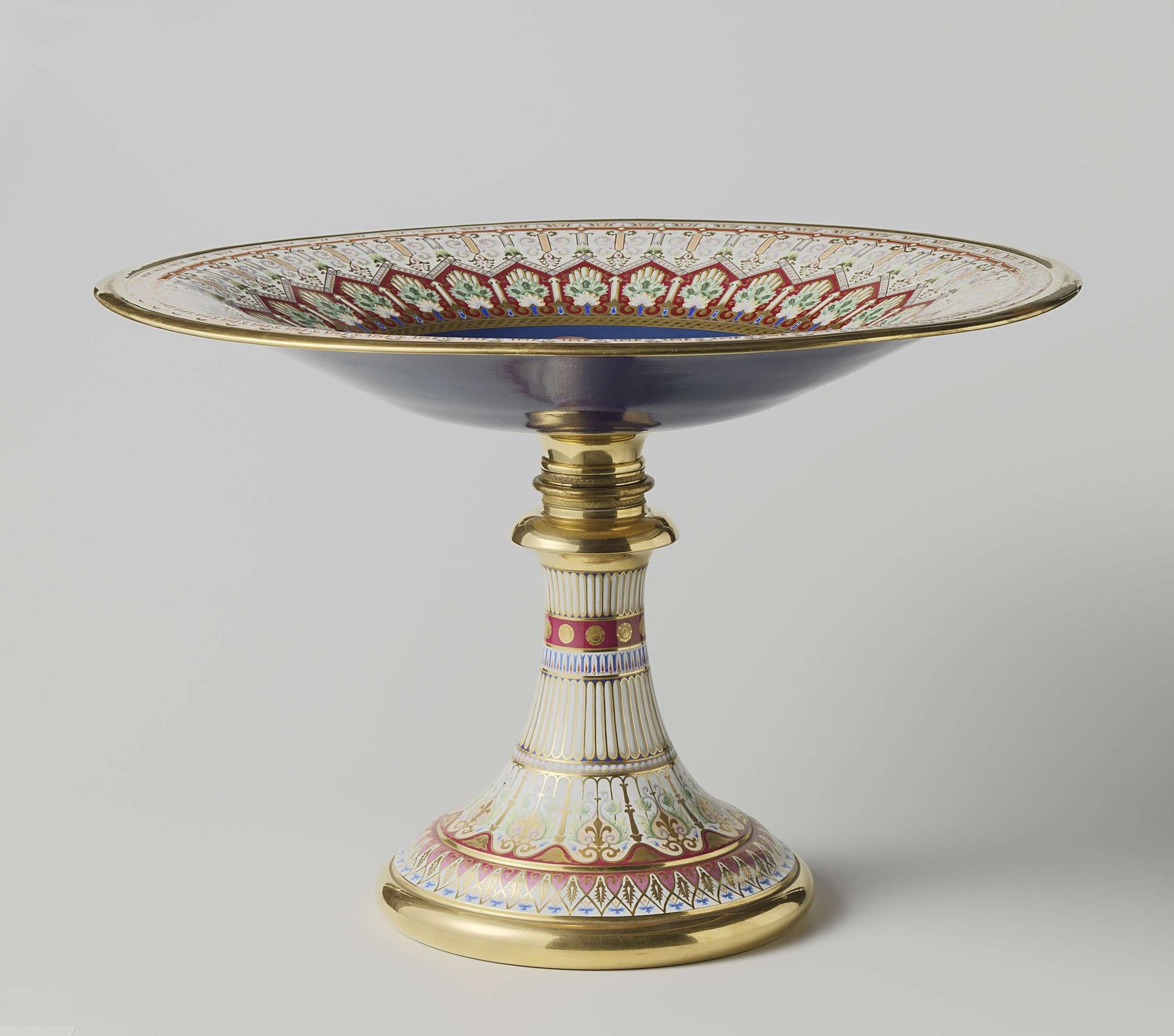 Tazza (footed dish) by Königliche Porzellan Manufaktur