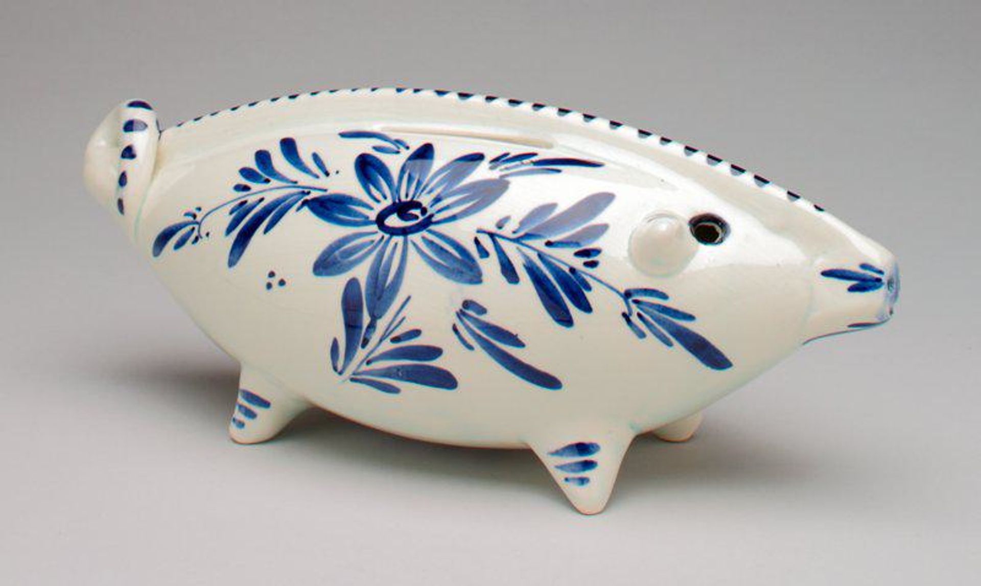 -Fish-Pig- still bank by Delft Pottery