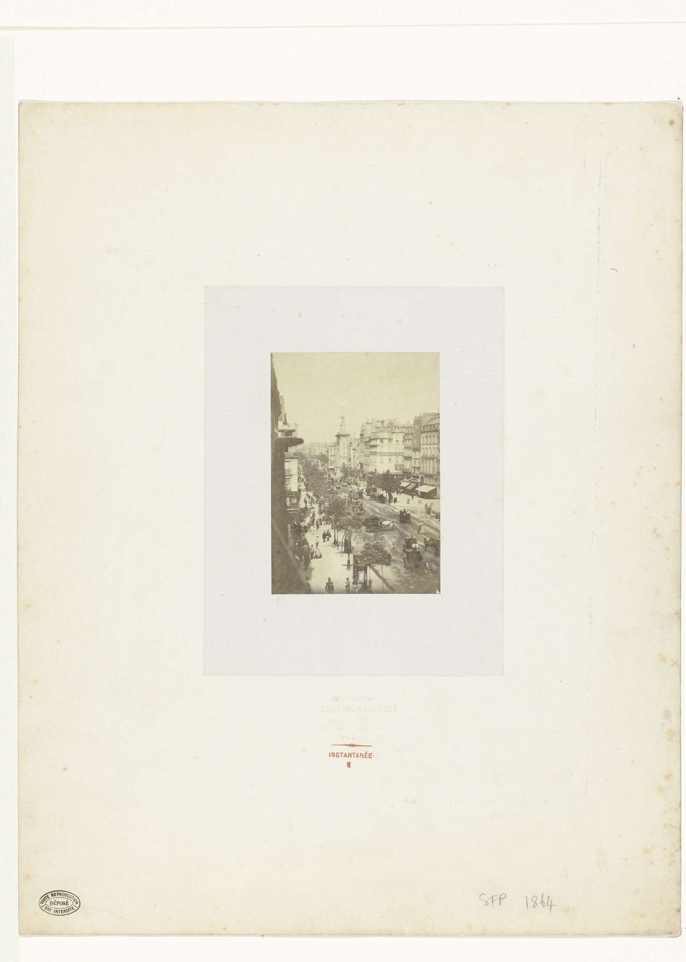 Gezicht op de Boulevard Saint-Denis richting de Porte Saint-Denis, Parijs by Marcel Gustave Laverdet