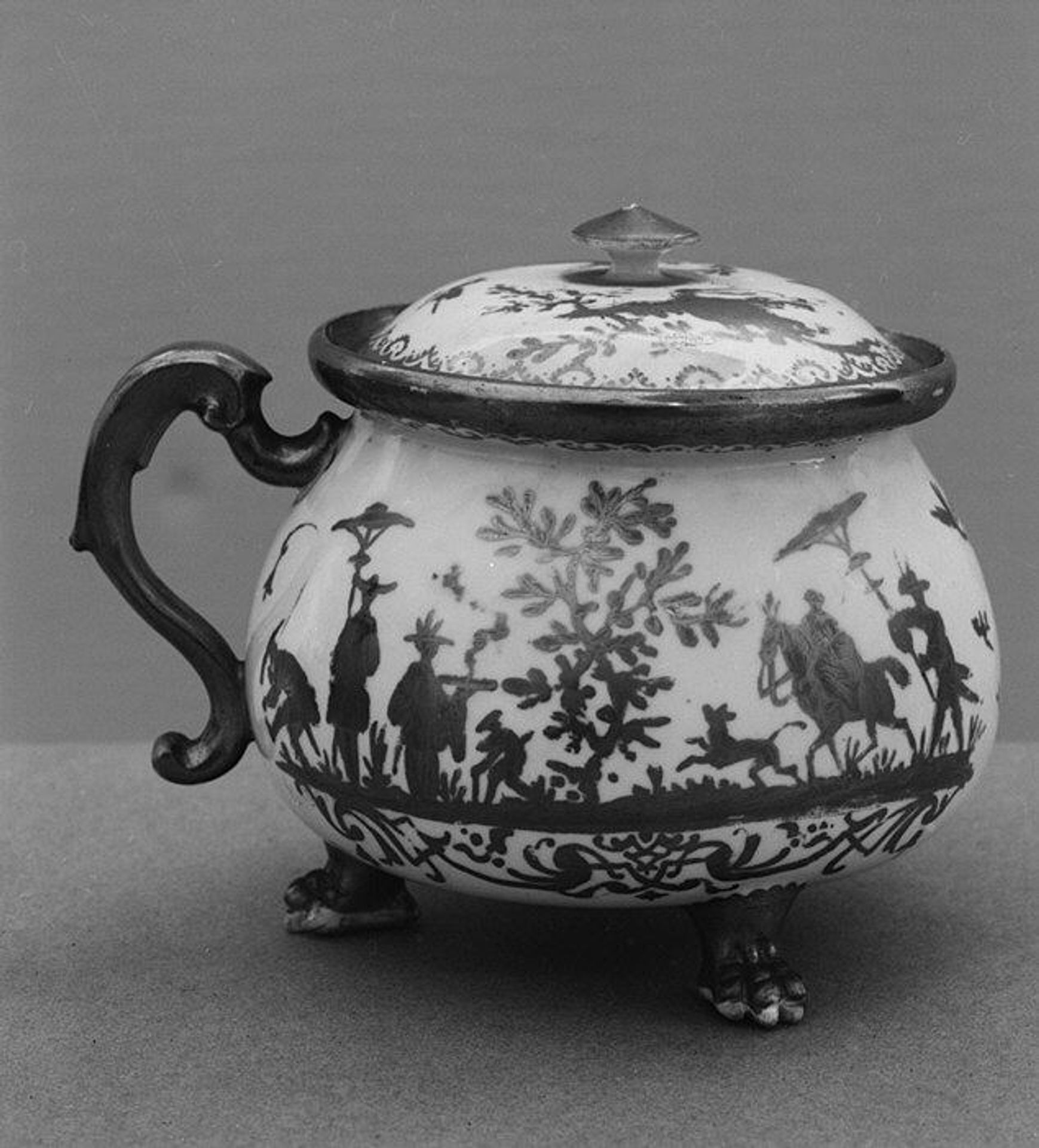 Bowl with cover by Meissen Manufactory