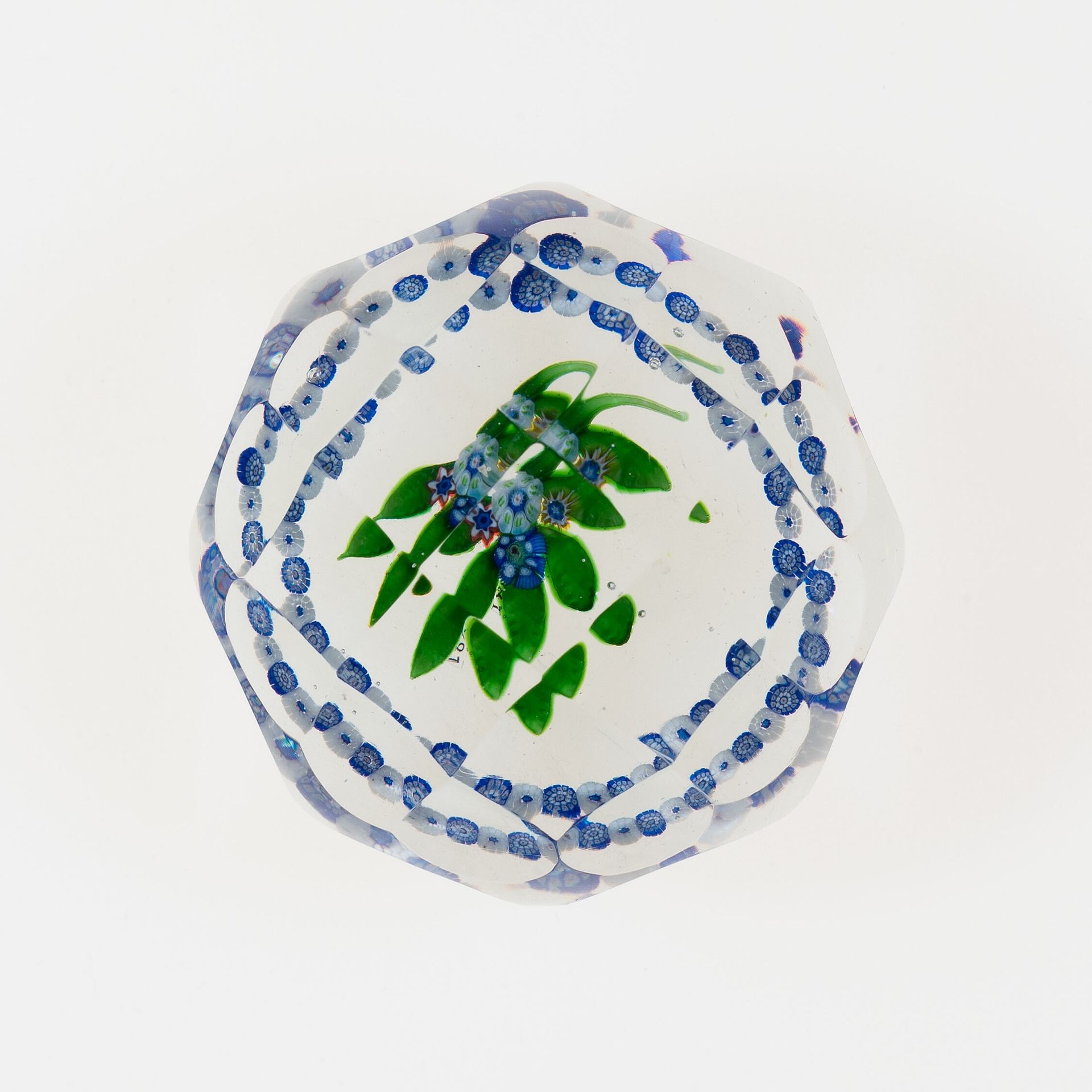 Paperweight by Compagnie de Saint Louis